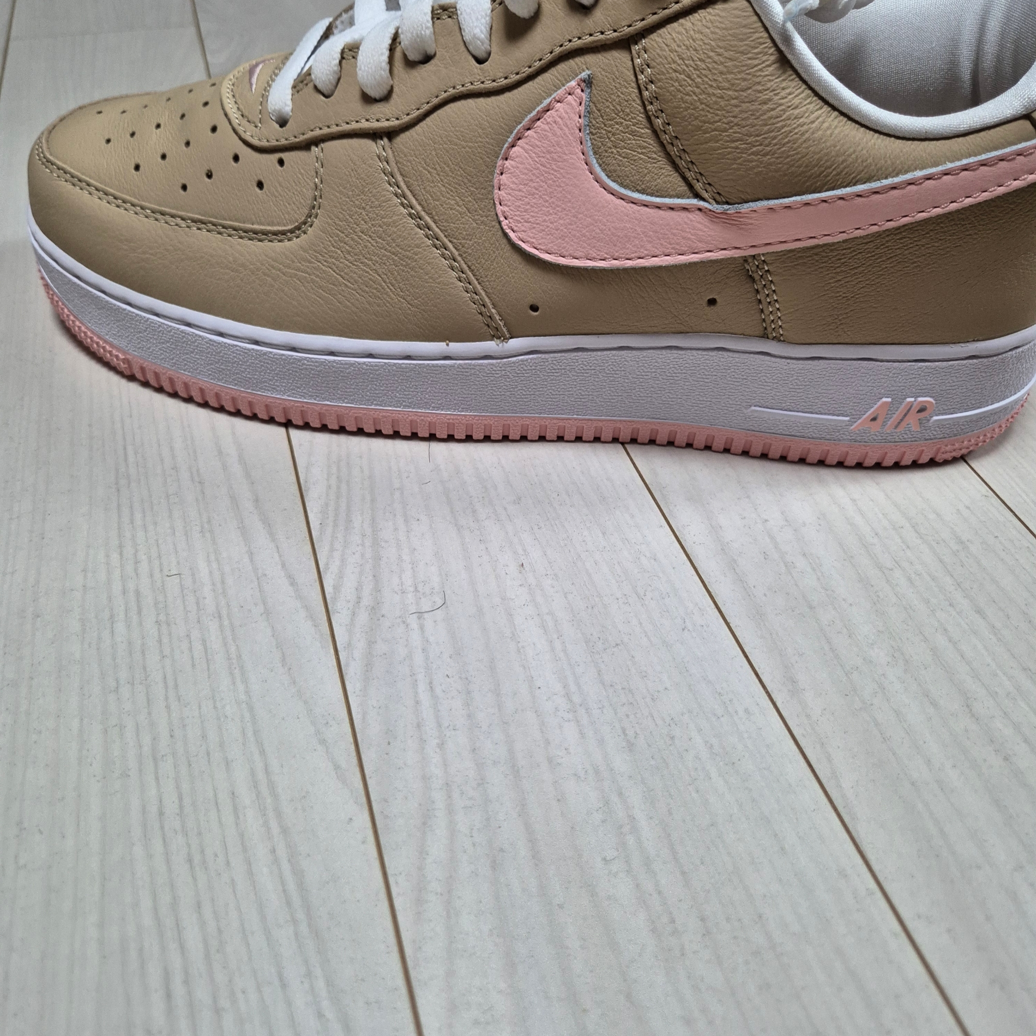 Nike Air Force 1 Low Linen 2024 착용 스타일 - 6