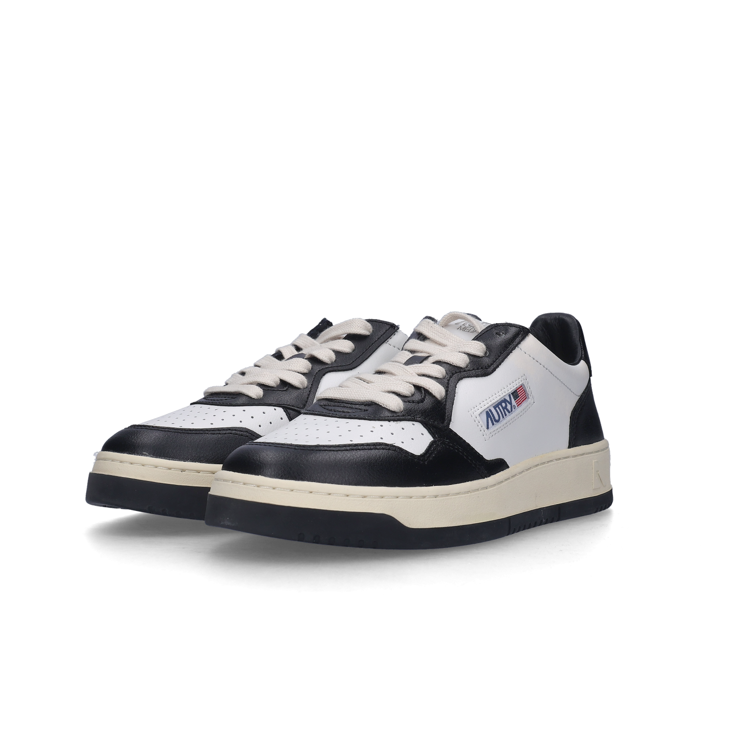 Autry Medalist Low Leather Sneakers Black White