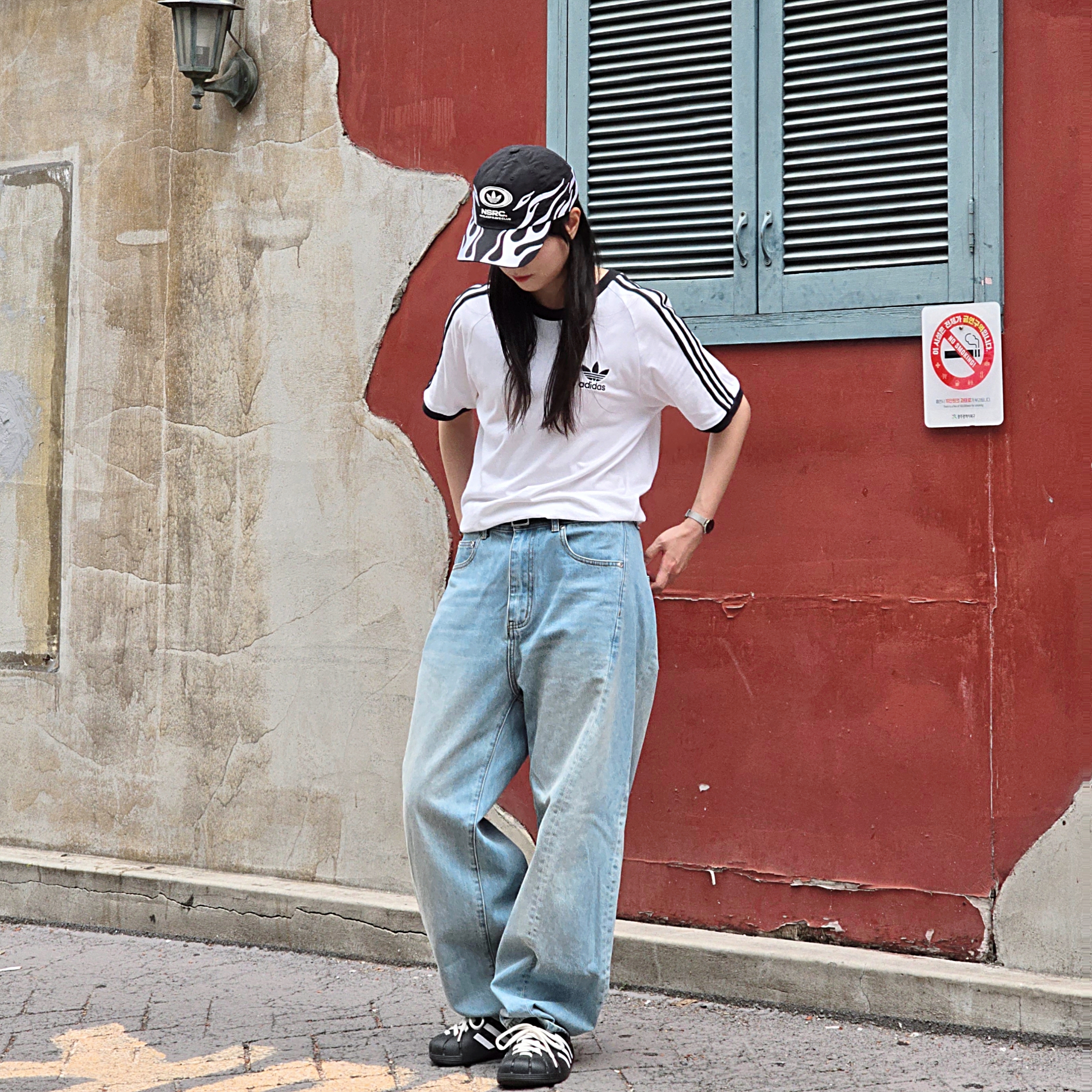 Adidas x NSRC Cap Black, Adidas Adicolor Classics 3-Stripes T-Shirt White - KR Sizing 착용 스타일 - 1