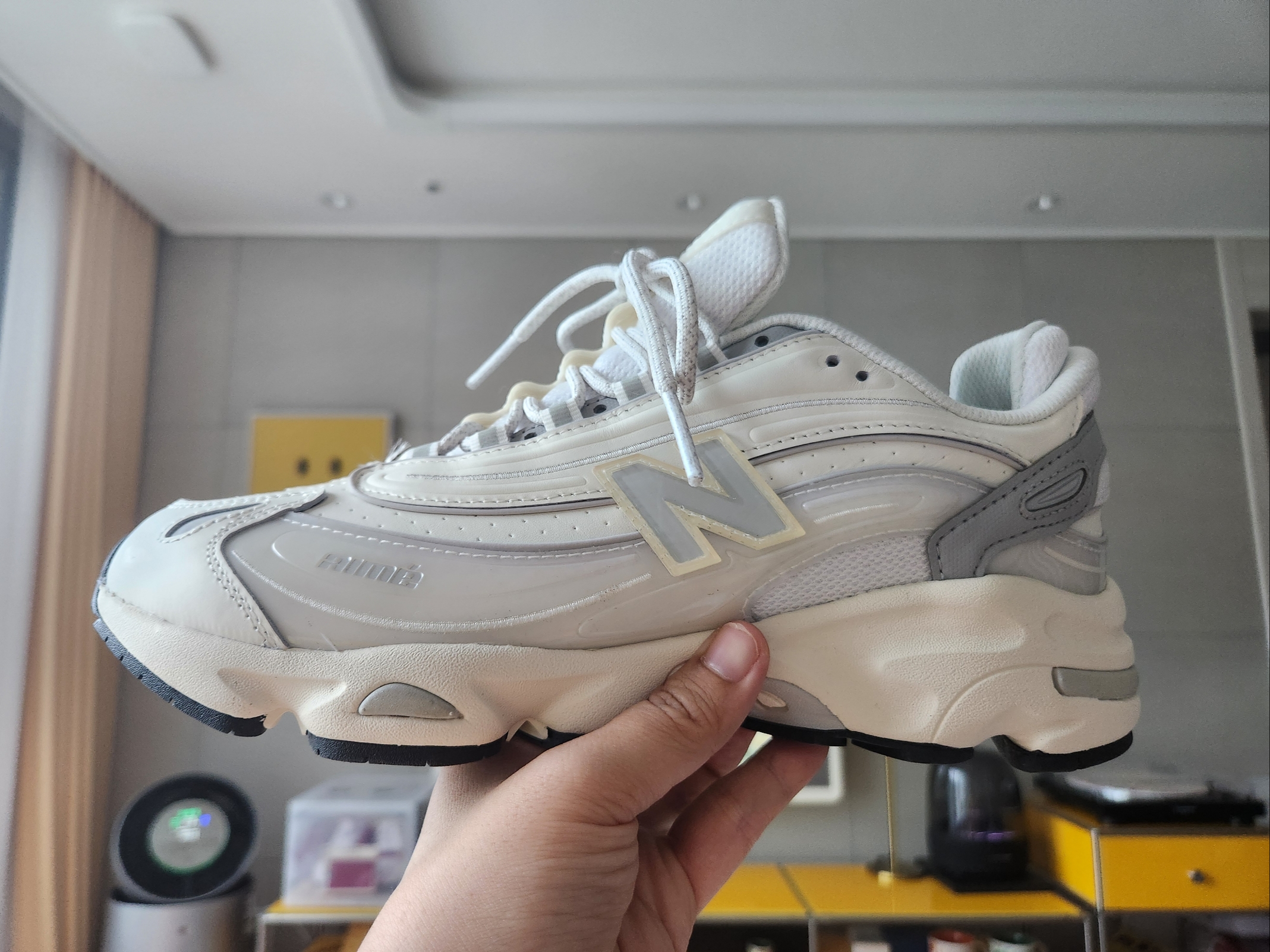 New Balance x Aime Leon Dore 1000 White 착용 스타일