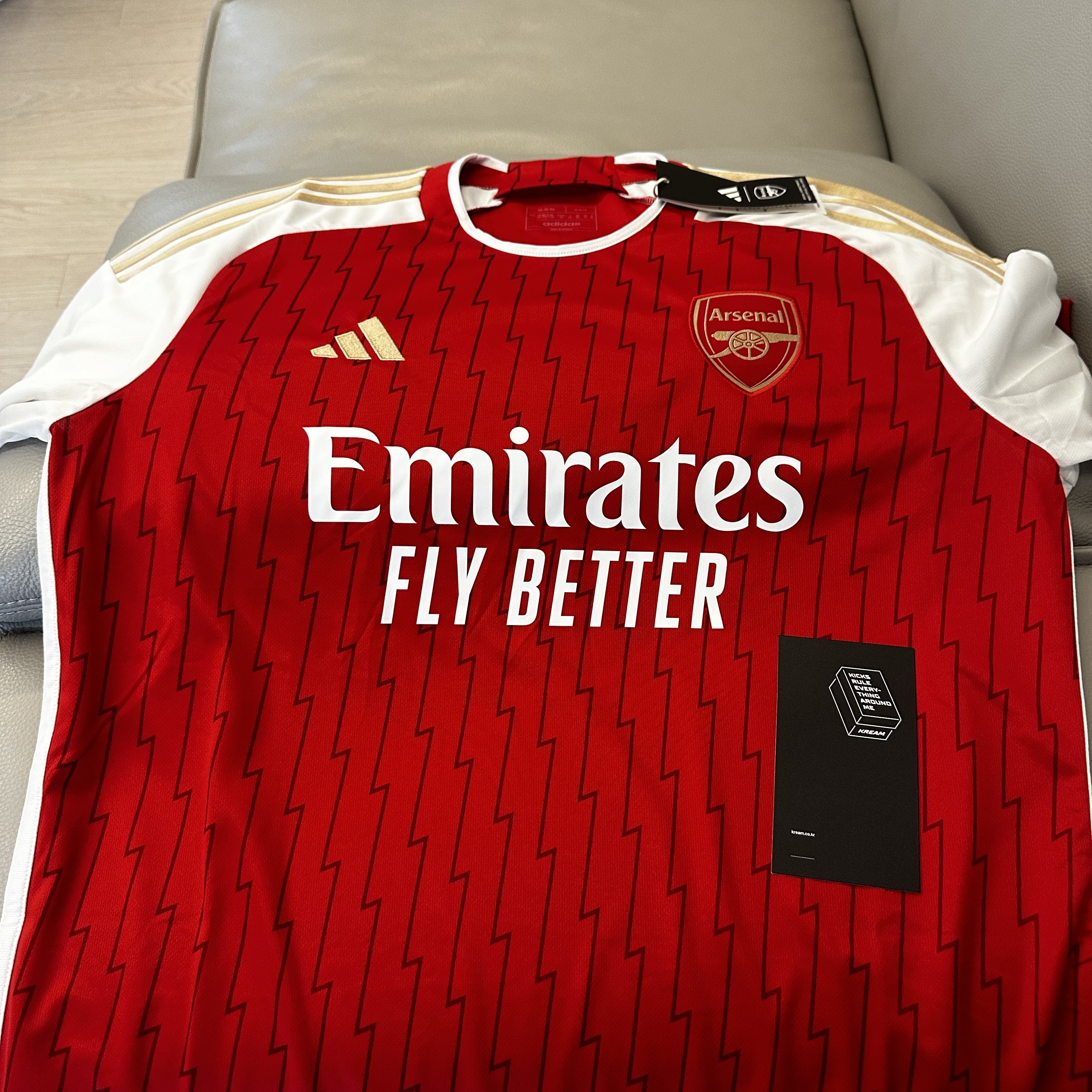 Adidas Arsenal 2023/24 Home Jersey Better Scarlet White - KR Sizing (Non Marking Ver.) 착용 스타일