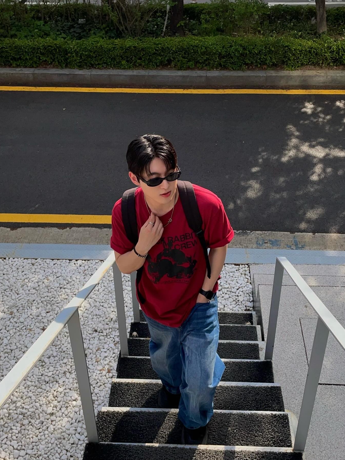 Millo Archive Reflect Curved Pants Mid Blue, Millo Archive Central Prey T-Shirts Deep Red 착용 스타일 - 4