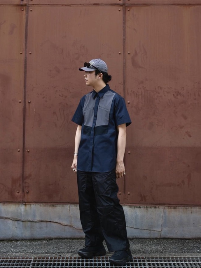 Fumito Ganryu Kinetic Bosom Half Sleeve Shirt Black Charcoal Gray 착용 스타일 - 4