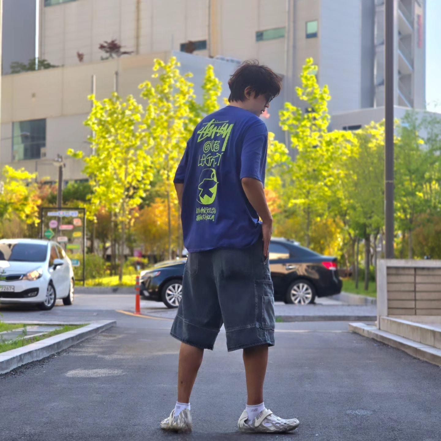 Stussy x Our Legacy Surfman Pigment Dyed T-Shirt Blueberry, Samsung Galaxy Watch6 44mm LTE Silver (Korean Ver.) 착용 스타일 - 3