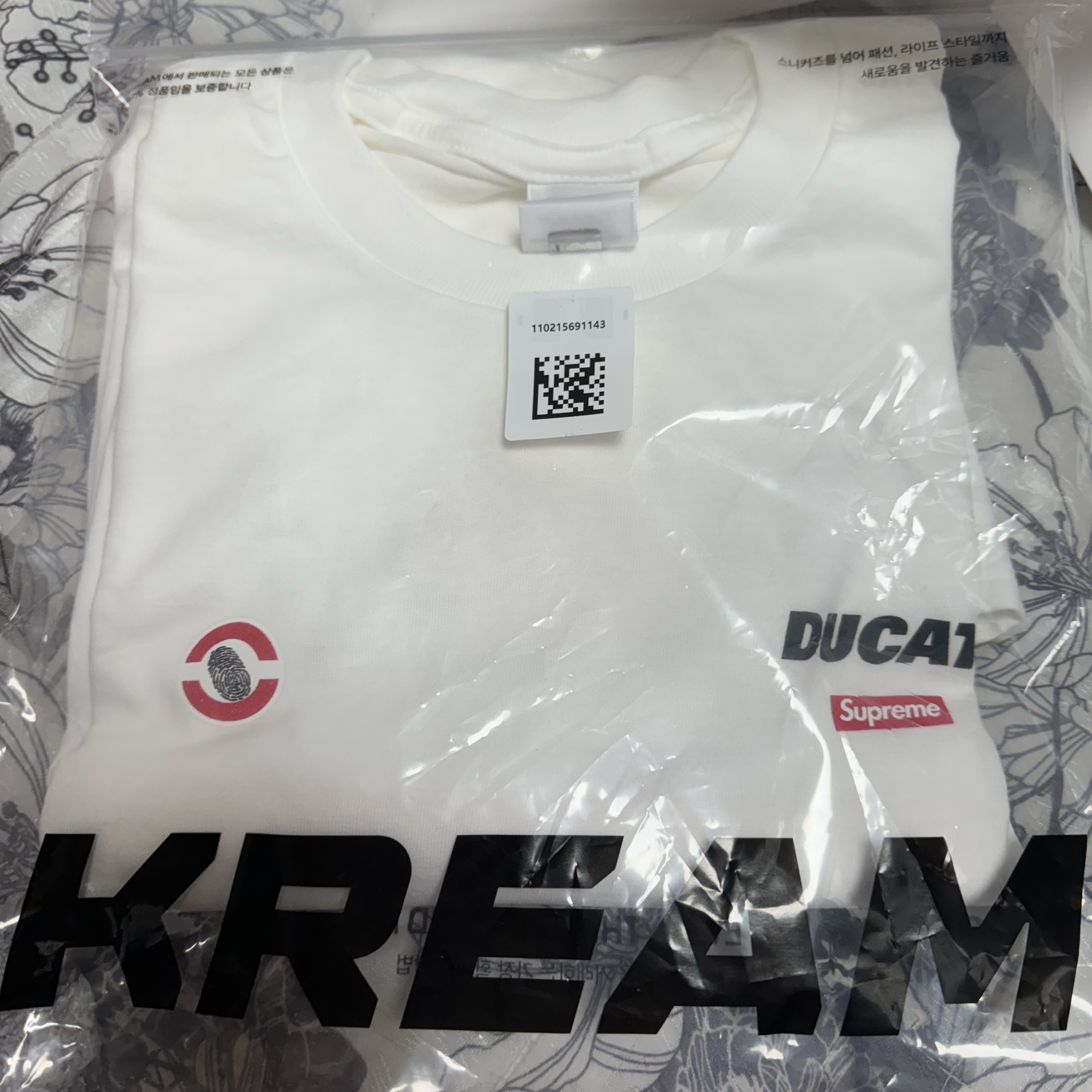 Supreme x Ducati Logos T-Shirt White - 24SS 착용 스타일 - 1