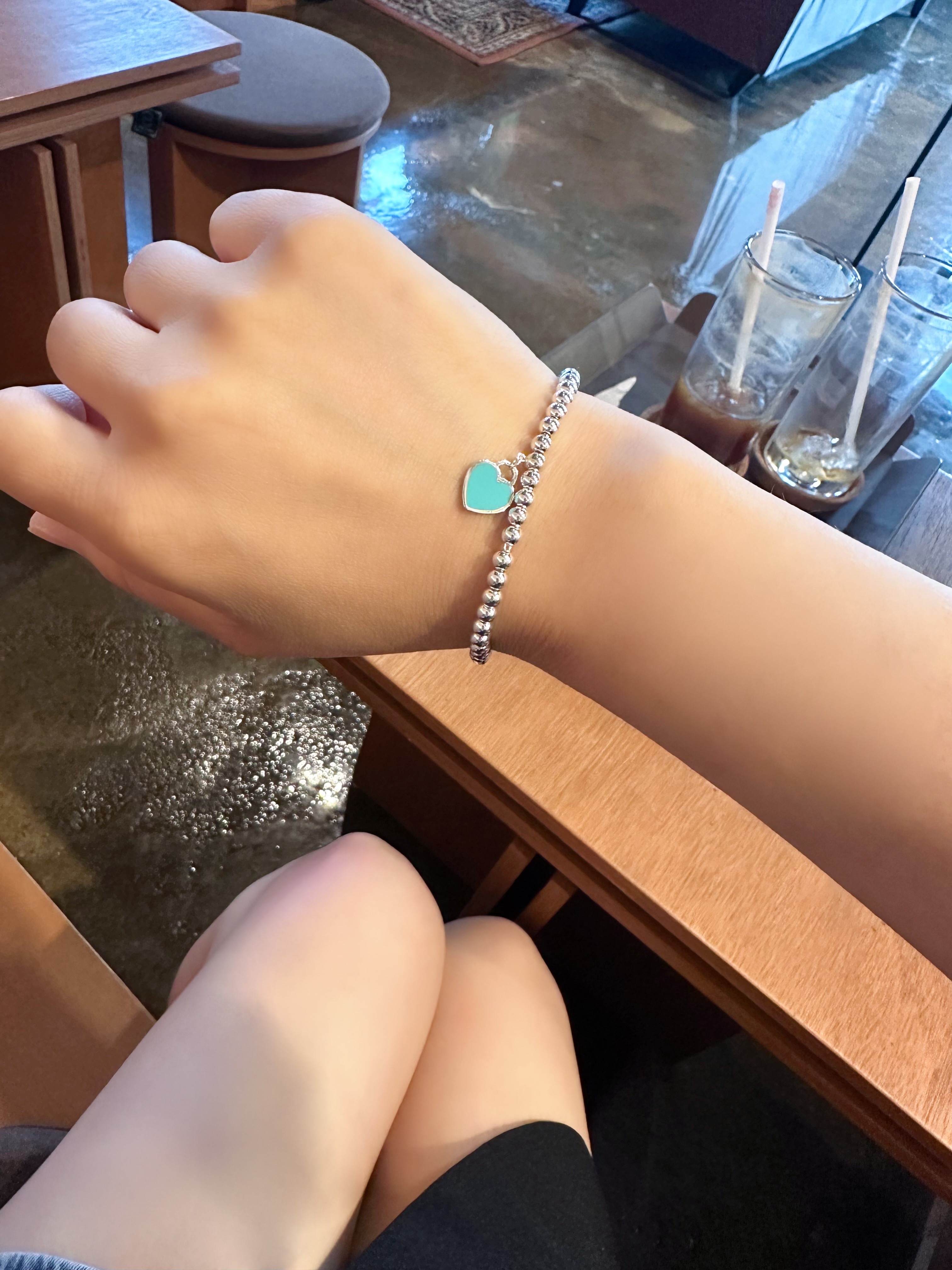Tiffany & Co. Return to Tiffany Blue Heart Tag Bead Bracelet Silver 착용 스타일