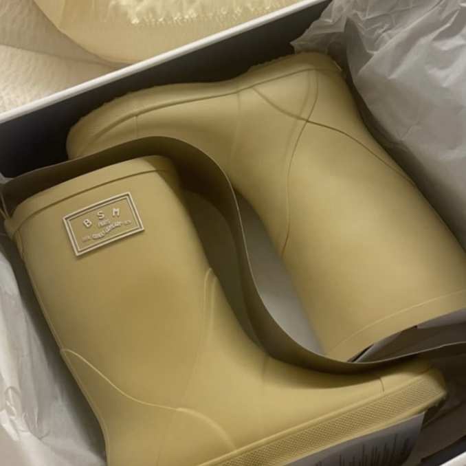 Bensimon BSM Rain Boots Mid Midnight Navy, Bensimon BSM Rain Boots Mid Cloud Grey 착용 스타일