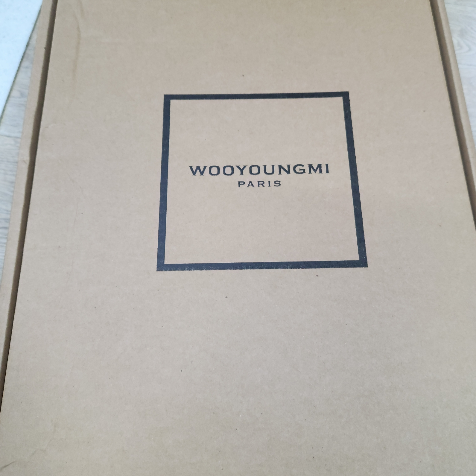 Wooyoungmi Luminous Jellyfish Back Logo T-Shirt Black - 24SS 착용 스타일 - 4