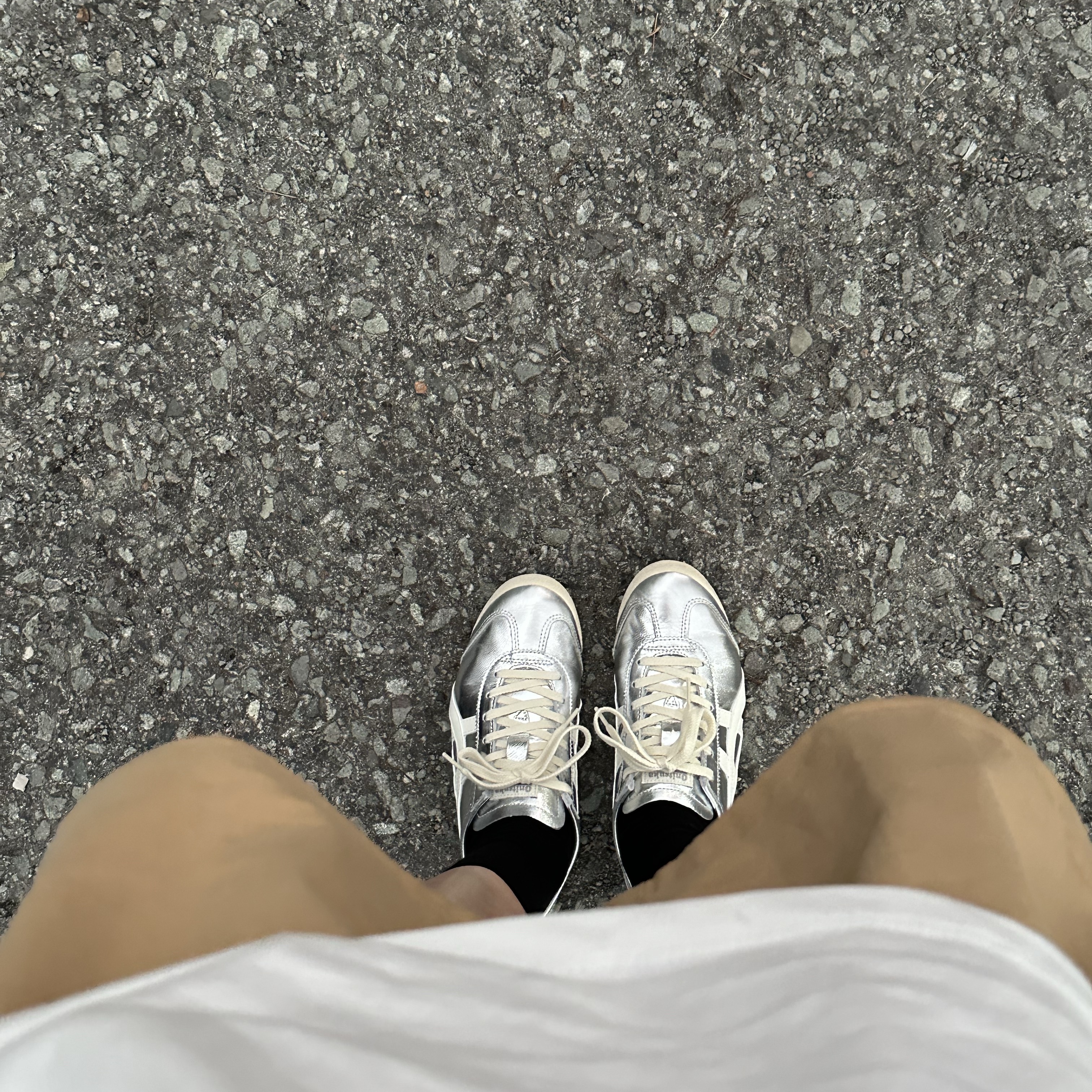 Onitsuka Tiger Mexico 66 Silver Off White 착용 스타일
