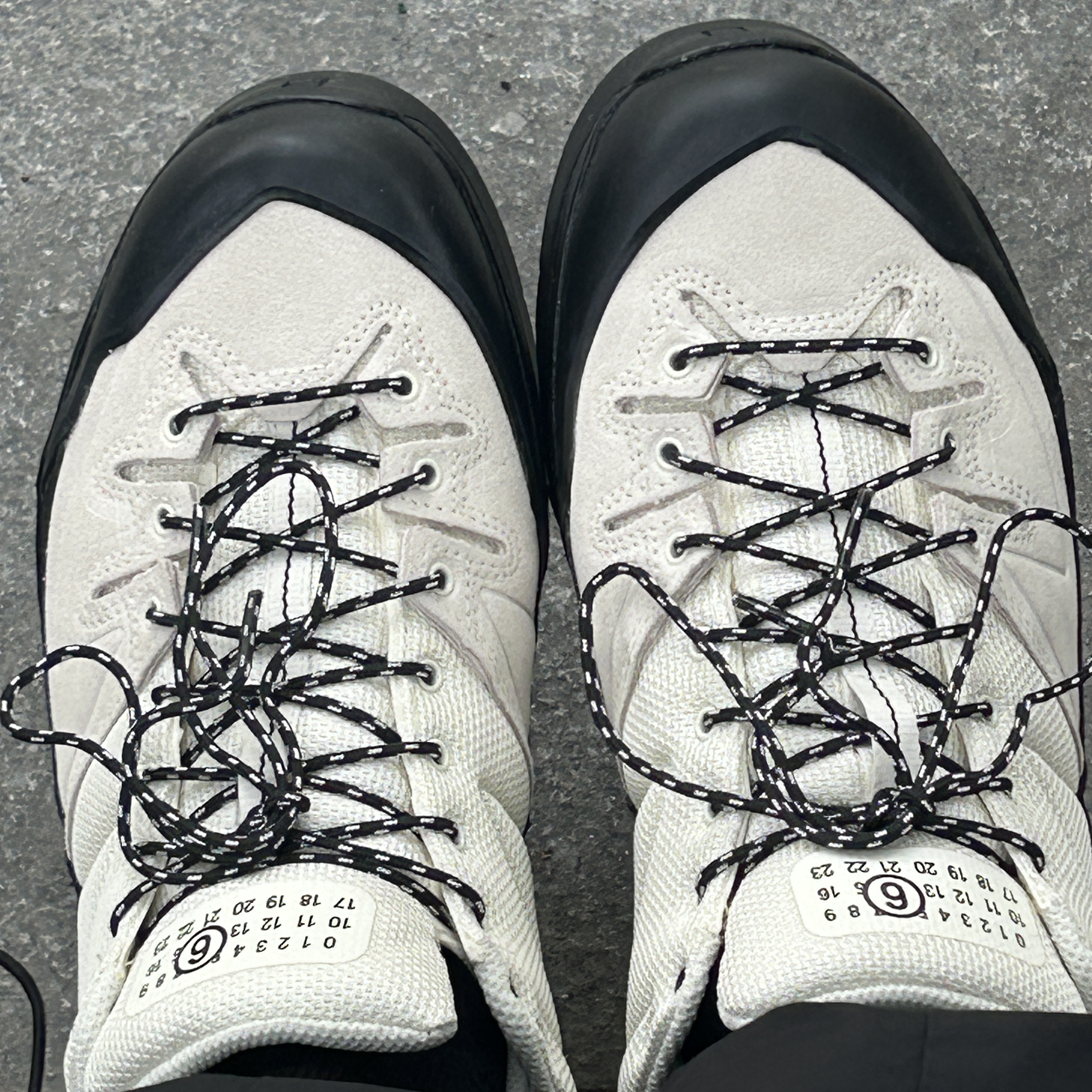 Salomon x MM6 Maison Margiela X-ALP White 착용 스타일