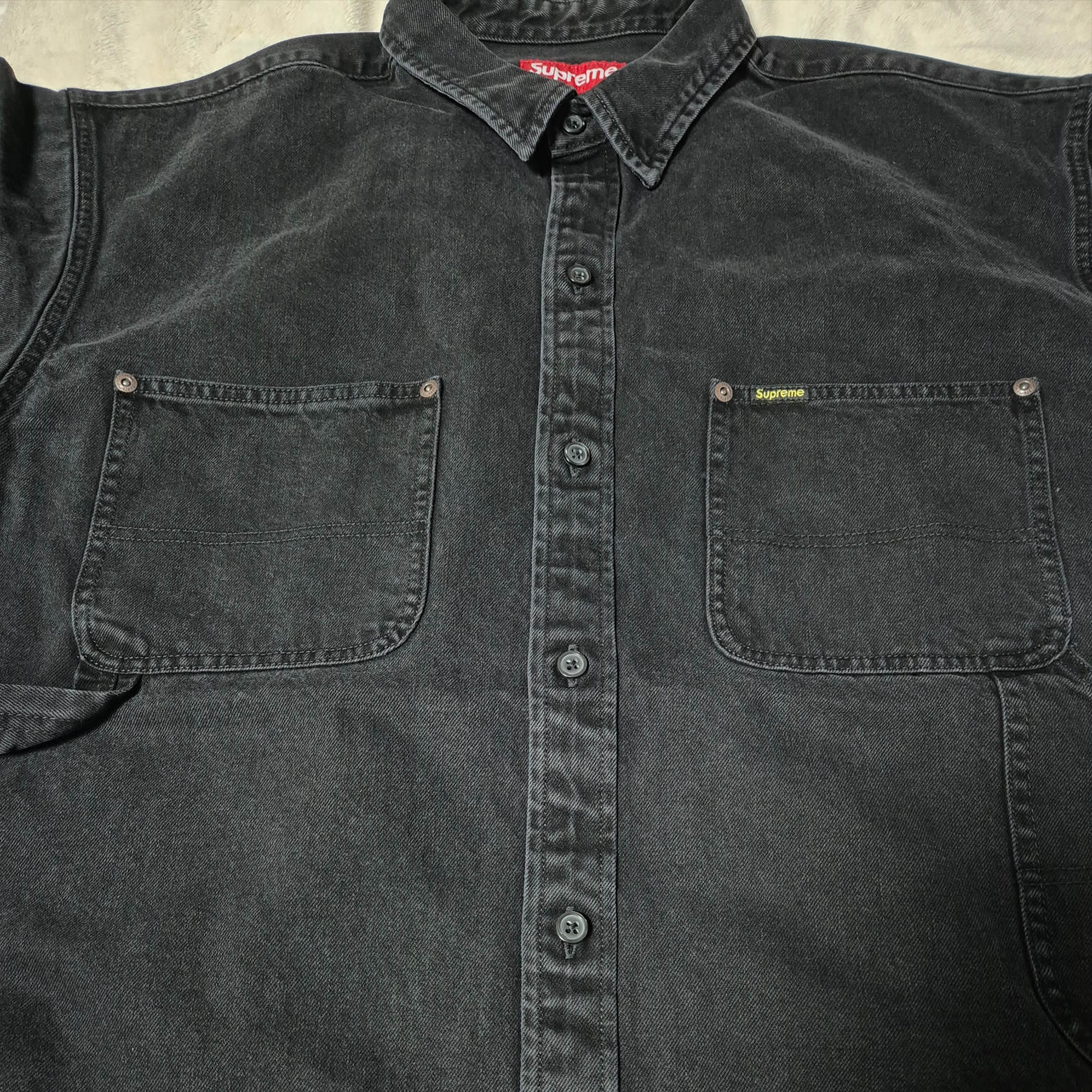 Supreme Loose Fit S/S Denim Painter Shirt Black - 24SS 착용 스타일 - 2