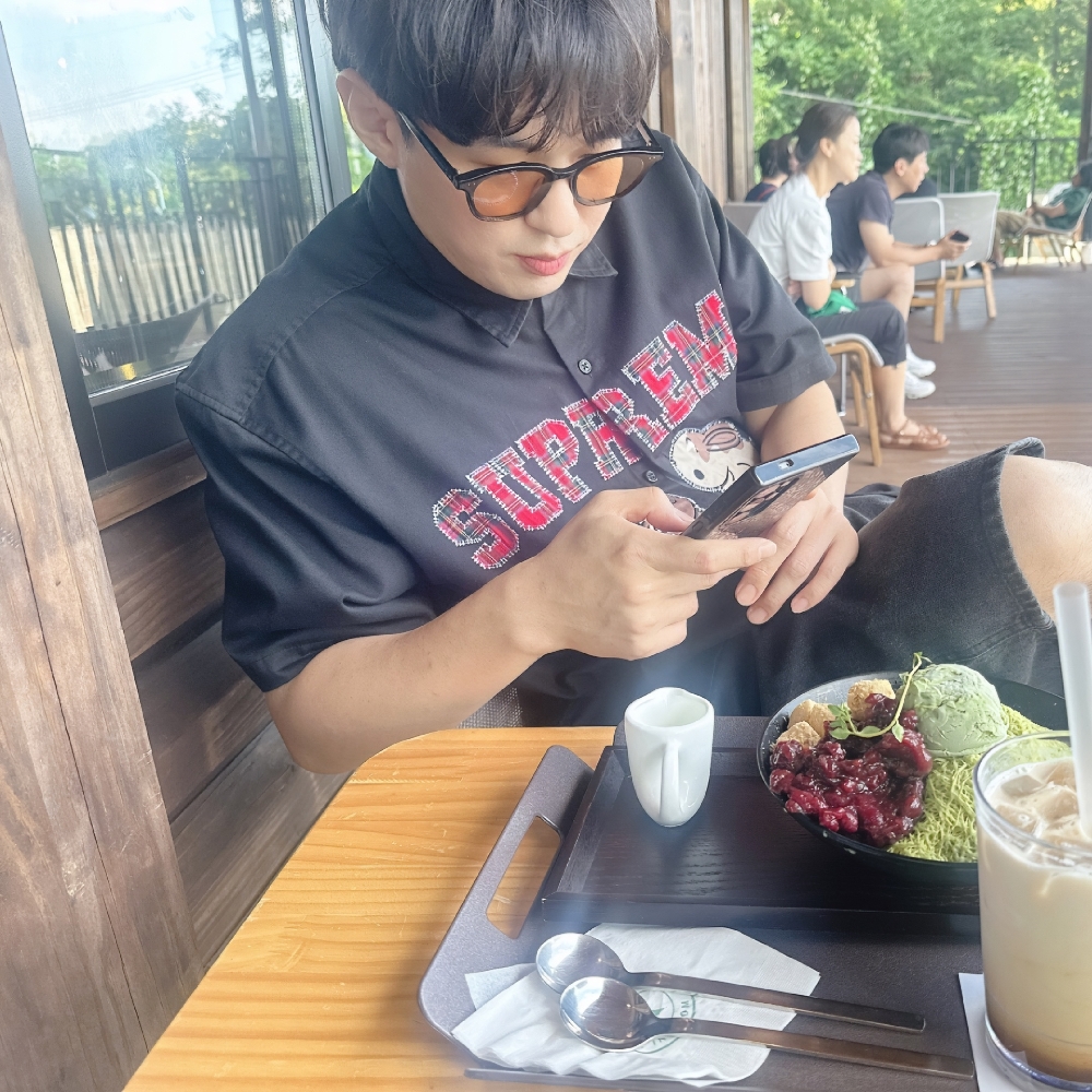KREAM 프로필 이미지