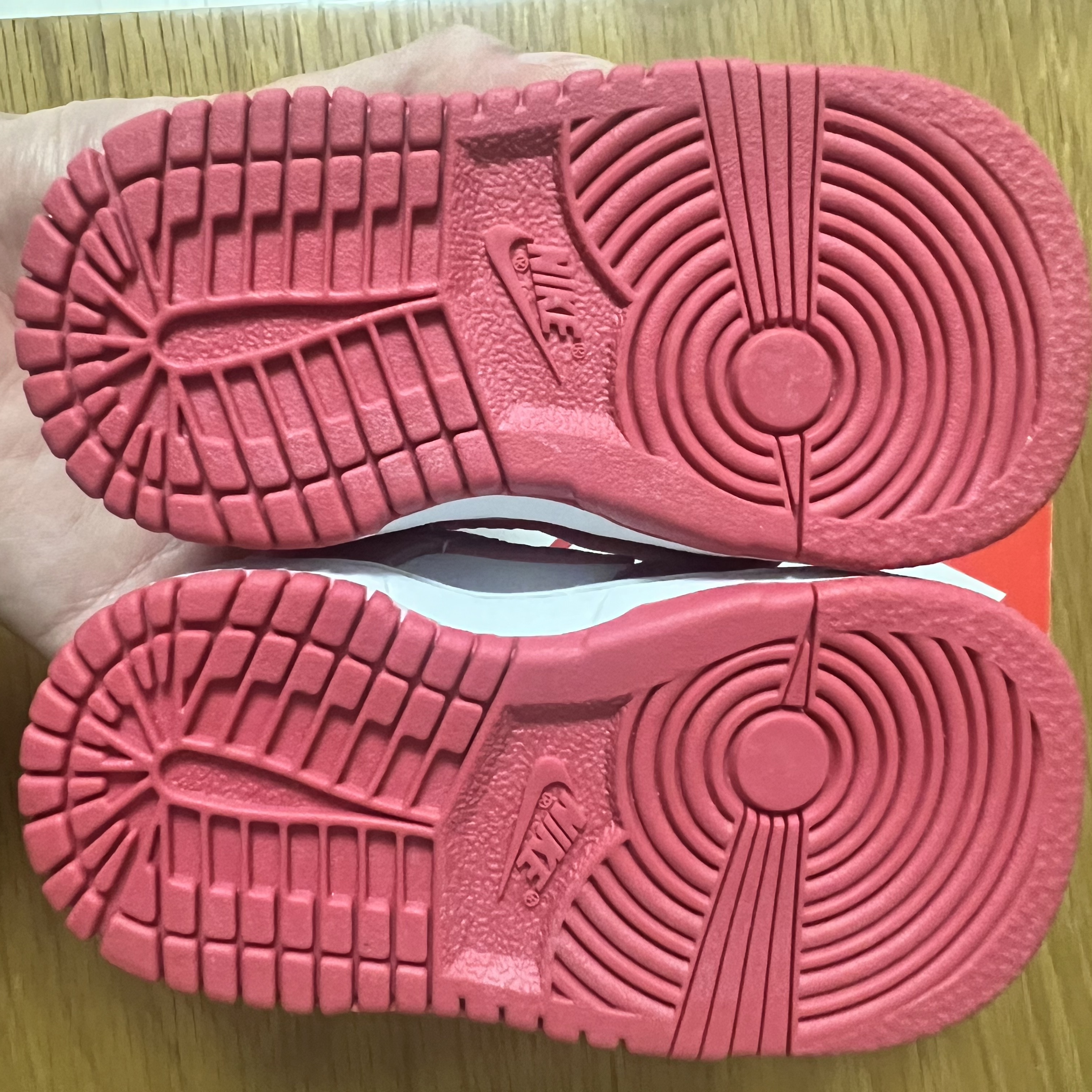 (TD) Nike Dunk Low Archeo Pink 착용 스타일 - 7