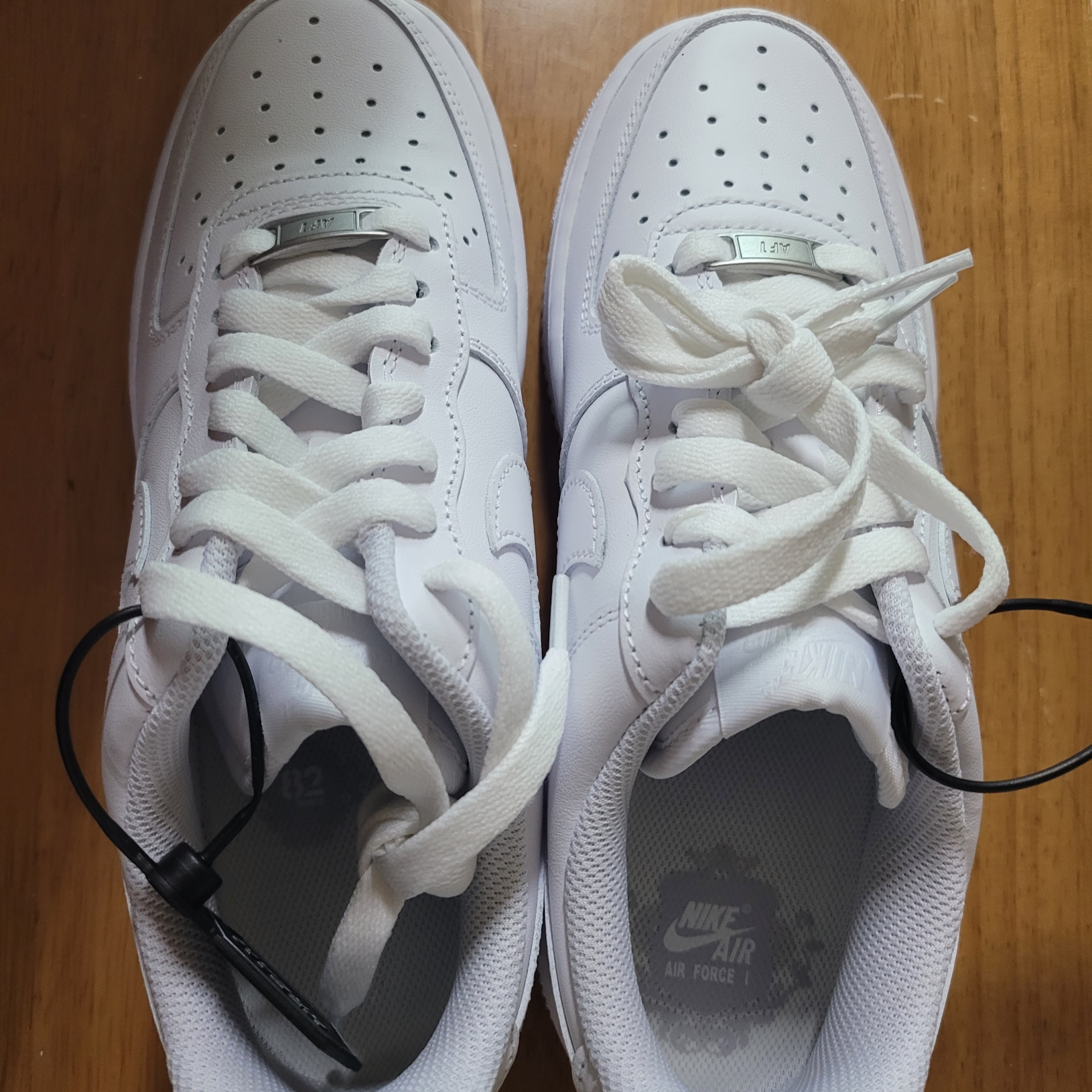 (W) Nike Air Force 1 '07 Low White 착용 스타일