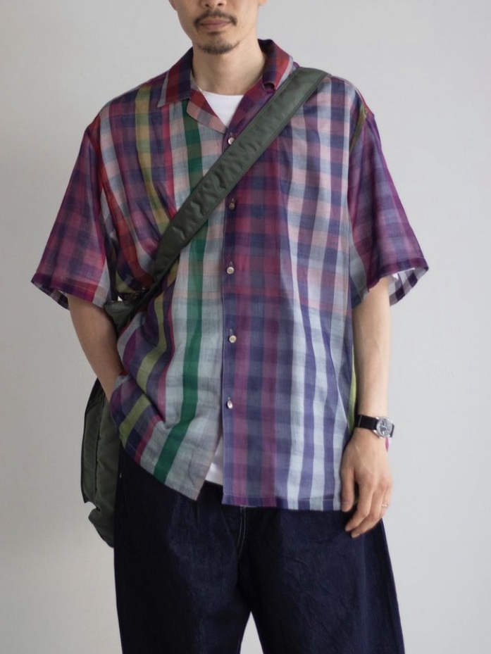 Seven By Seven Open Collar S/S Sheer Shirts Assort 착용 스타일 - 2