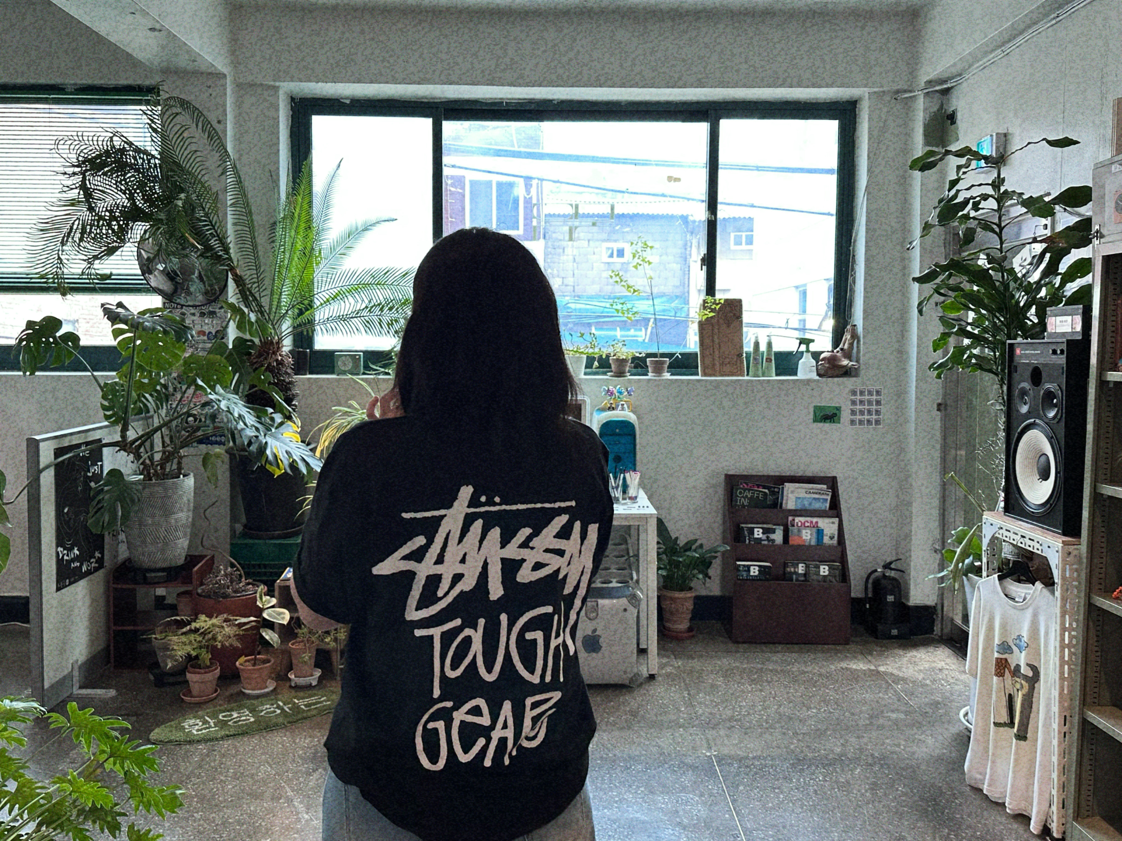Stussy Tough Gear T-Shirt Black 착용 스타일