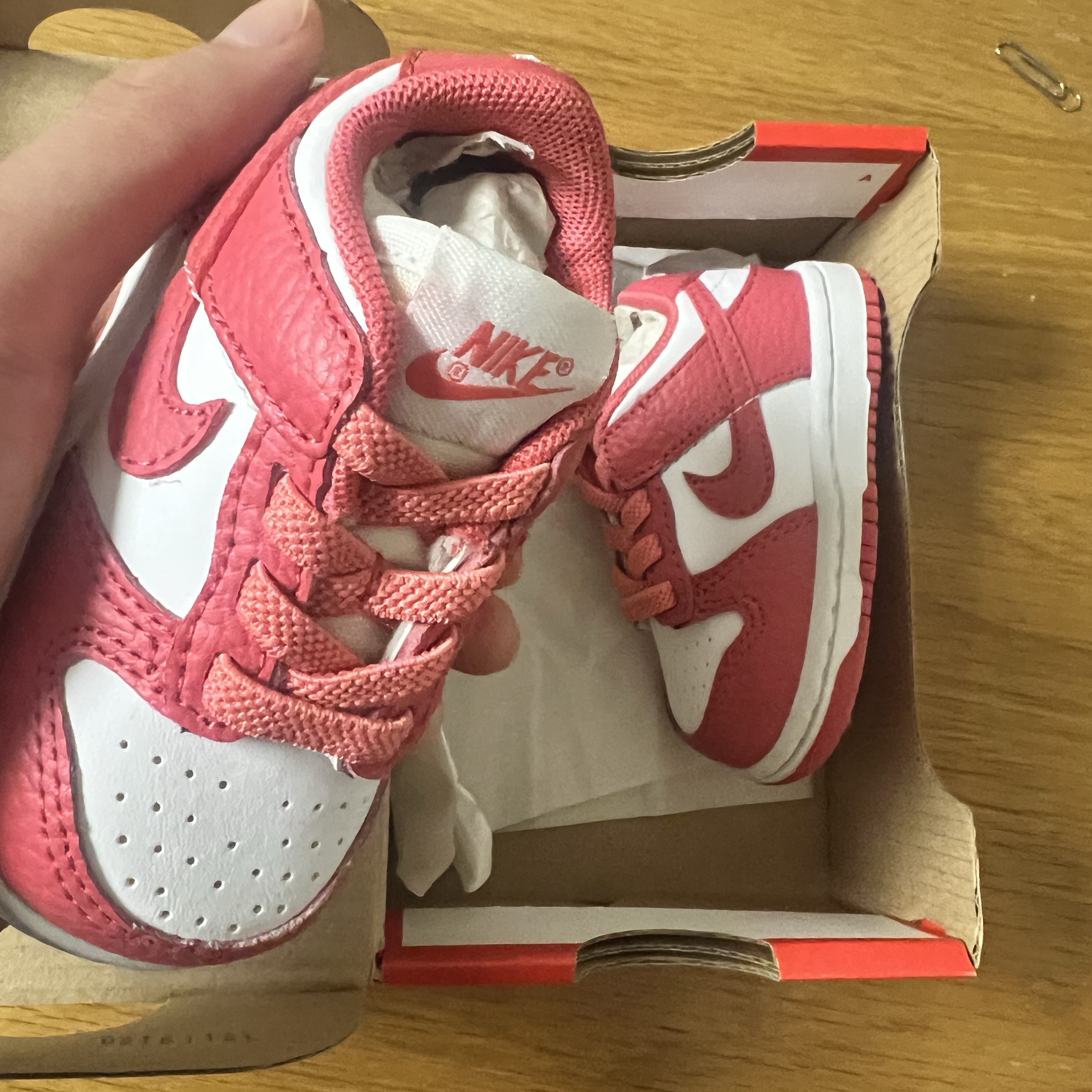 (TD) Nike Dunk Low Archeo Pink 착용 스타일 - 1