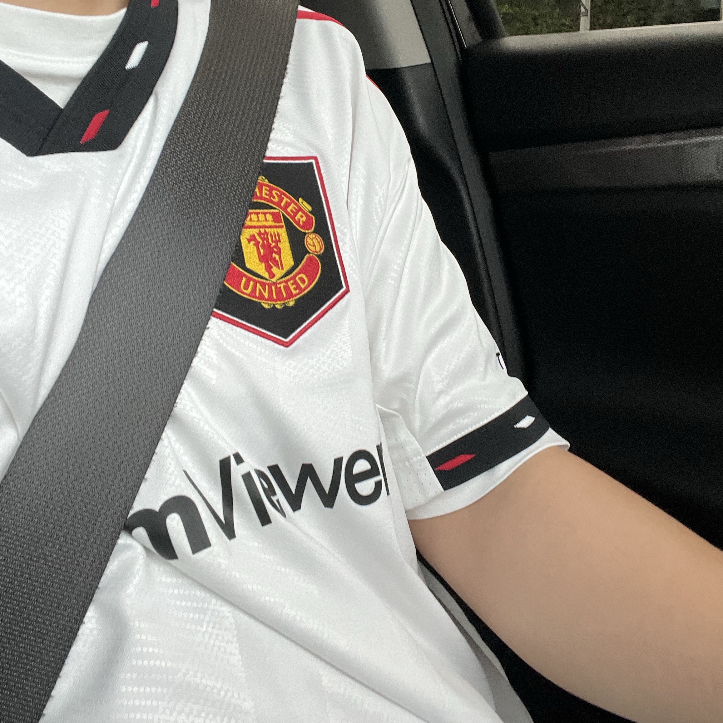 Adidas Manchester United 2022/23 Away Jersey White - US Sizing (Non Marking Ver.) 착용 스타일