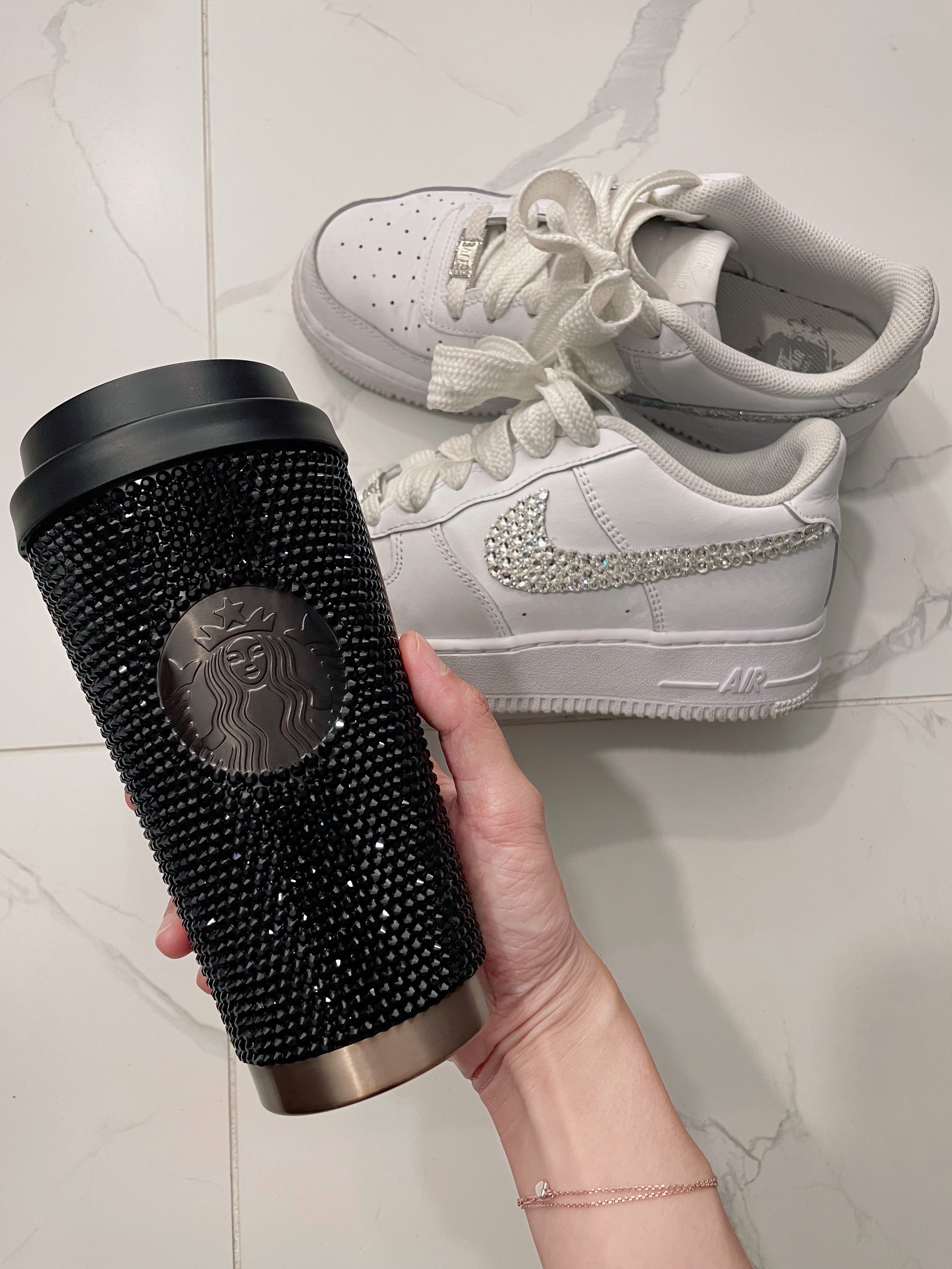 Starbucks SS 25th Anniversary Rhinestone Black Tumbler 473ml, (W) Nike Air Force 1 '07 Low White 착용 스타일 - 3