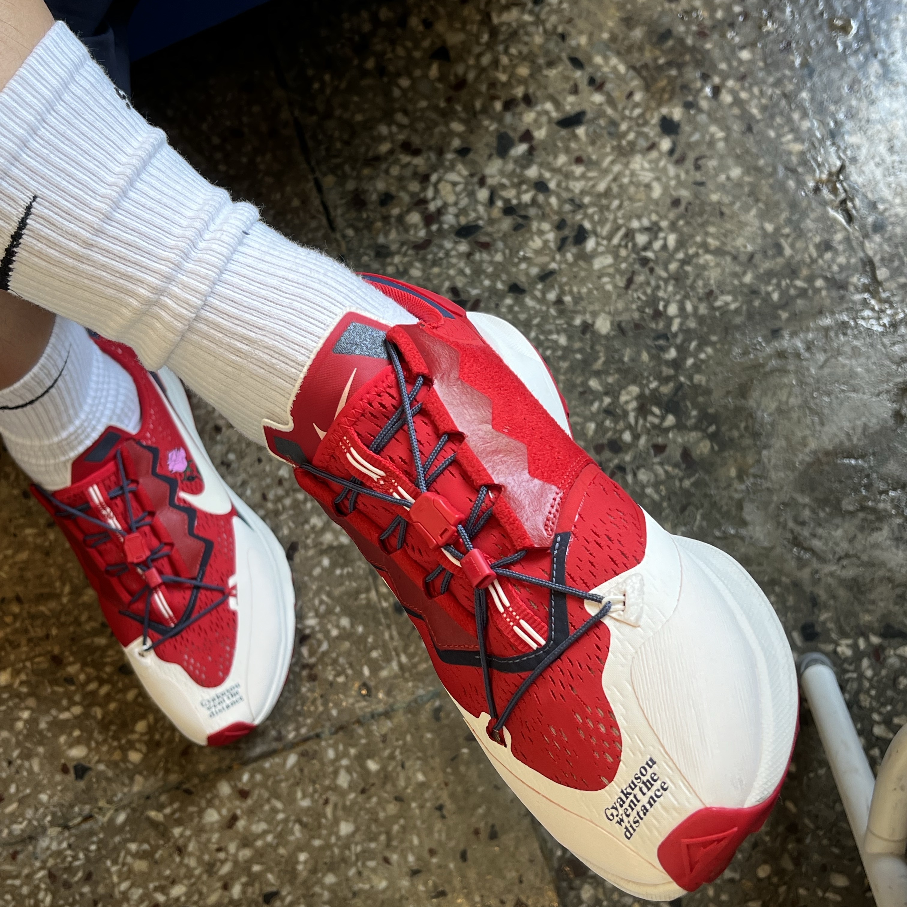 Nike x Undercover Gyakusou Air Zoom Pegasus 36 Trail Red 착용 스타일 - 3
