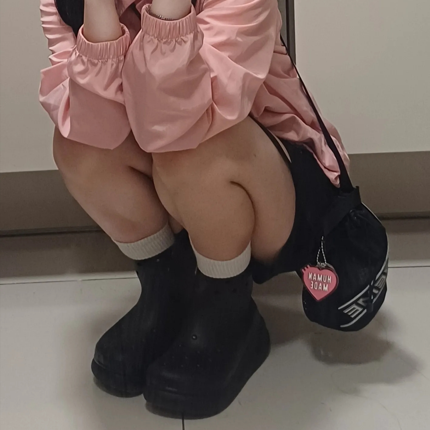 Human Made Acrylic Heart Keyring Pink 착용 스타일 - 2