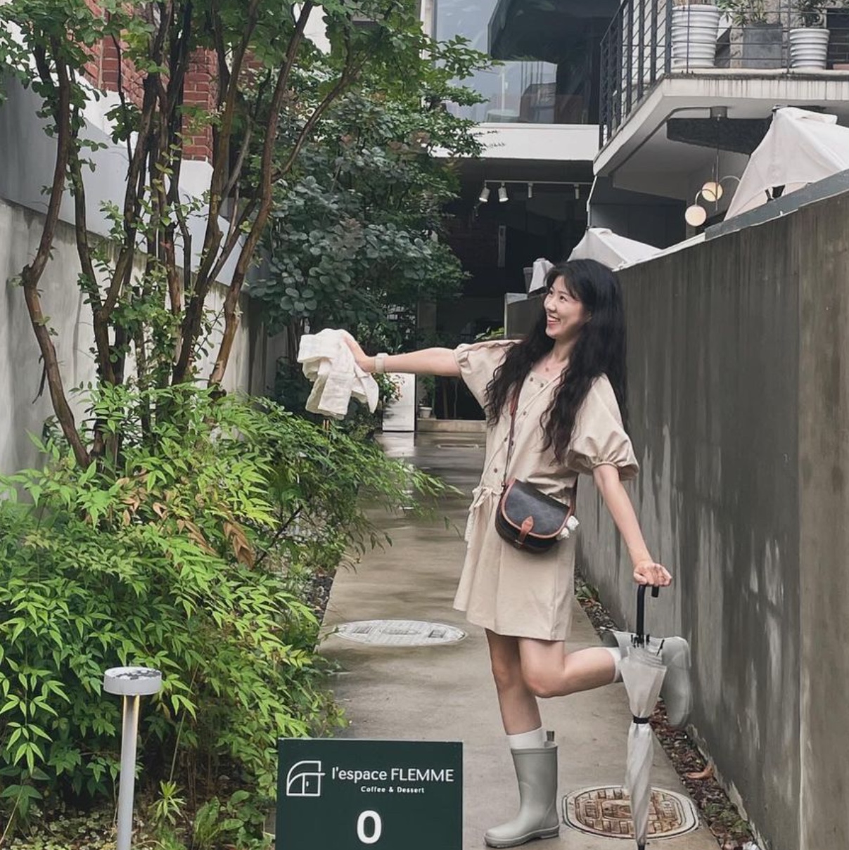 Bensimon BSM Rain Boots Mid Midnight Navy, Bensimon BSM Rain Boots Mid Honey Butter 착용 스타일