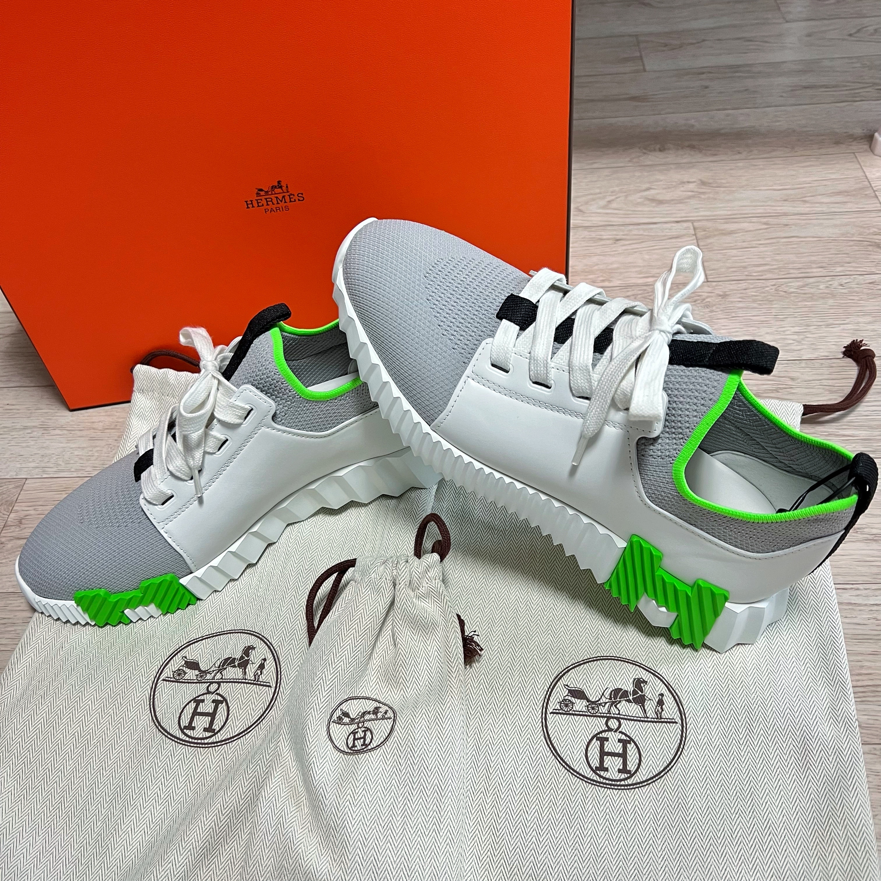 Hermes Depart Sneakers Knit & Gris Blanc 착용 스타일