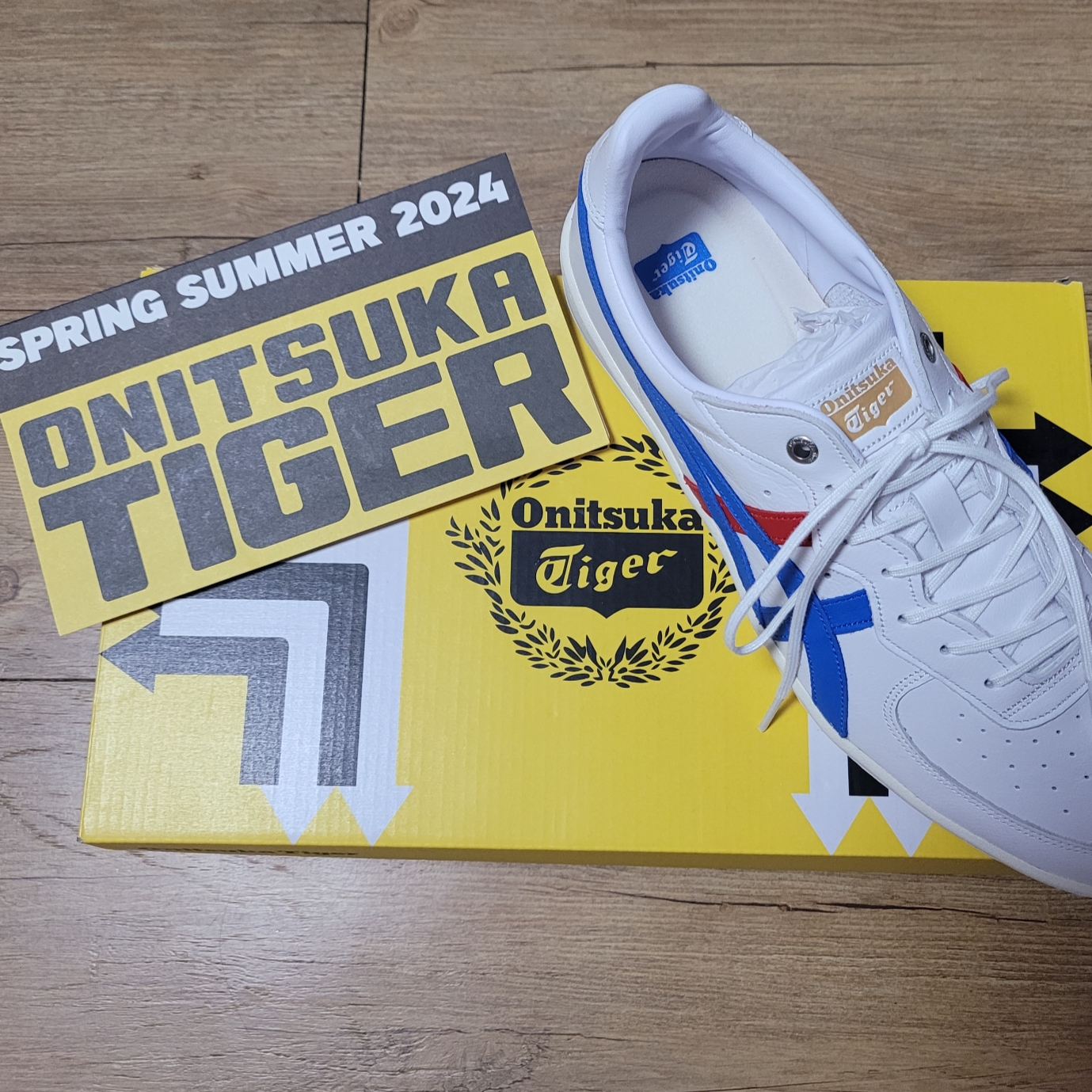 Onitsuka Tiger GSM SD White Directoire Blue 착용 스타일