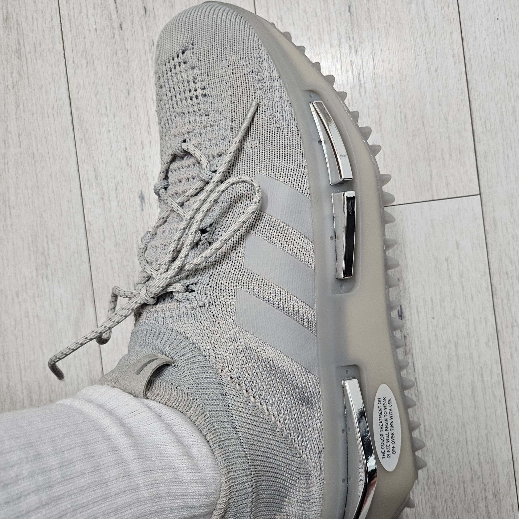 Adidas NMD S1 Grey Two Silver Metallic 착용 스타일 - 2