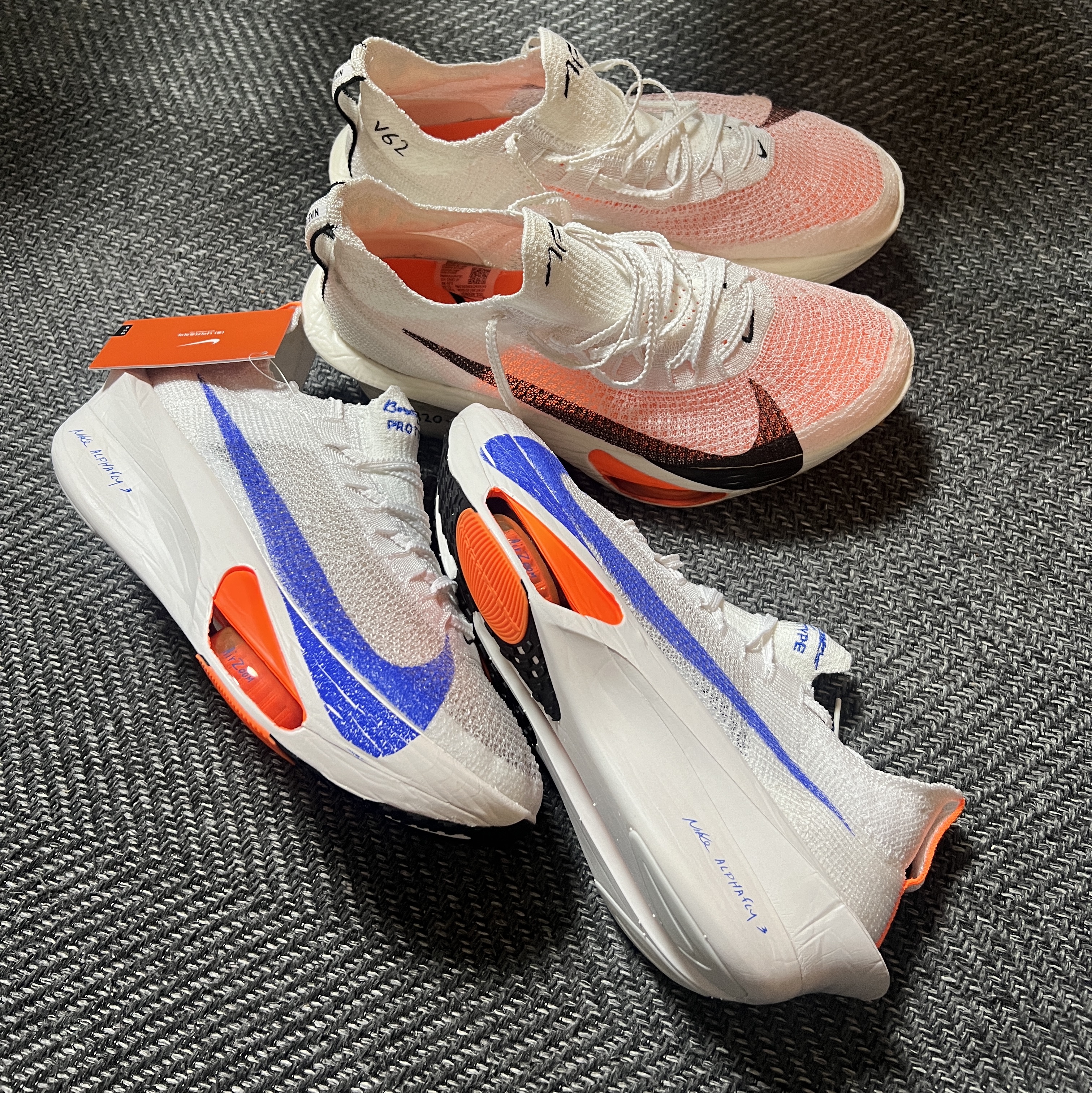 Nike Air Zoom Alphafly Next% 3 Proto White Total Orange, Nike x Matthew M Williams NRG Socks White 착용 스타일 - 3