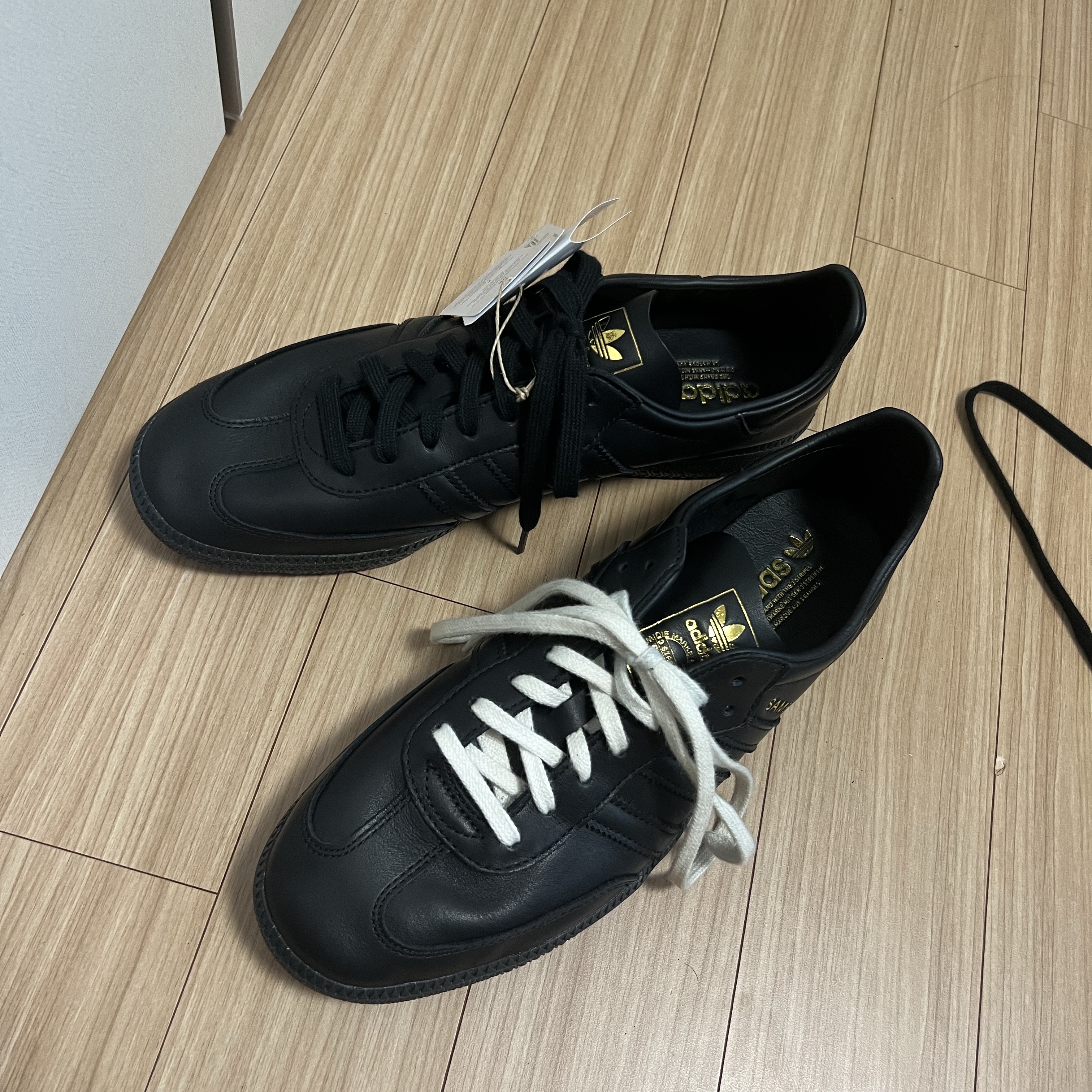 Adidas Samba Decon Core Black 착용 스타일