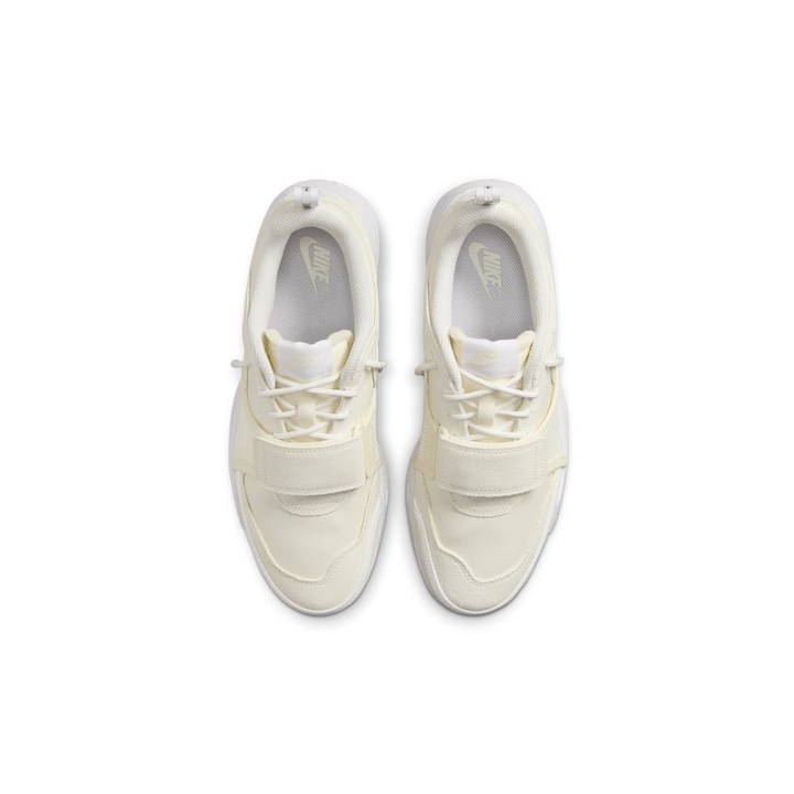 (W) Nike x Travis Scott Air Force 1 '07 Low Cactus Jack Utopia Edition White, Nike x Travis Scott Air Force 1 '07 Low Cactus Jack Utopia Edition White 착용 스타일 - 3