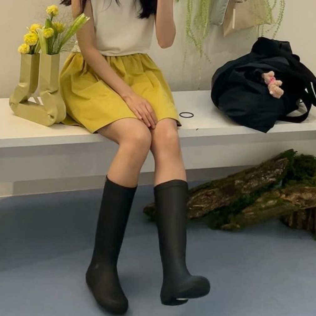 Bensimon BSM Rain Boots Long Smoky Charcoal, Bensimon BSM Rain Boots Long Sand Beige 착용 스타일