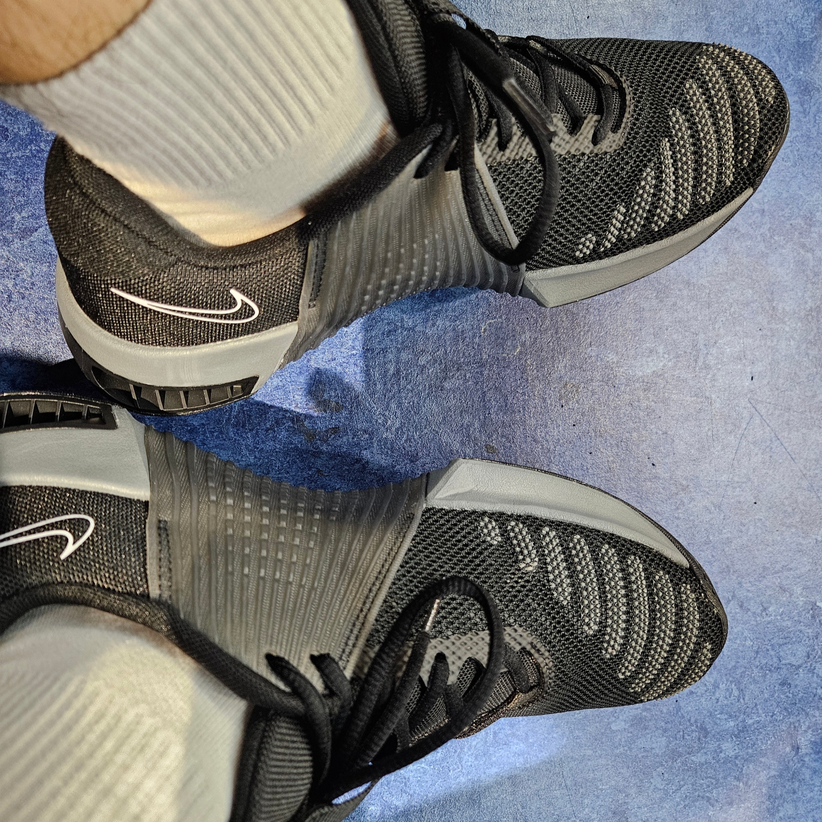 Nike Metcon 9 Black Smoke Grey 착용 스타일