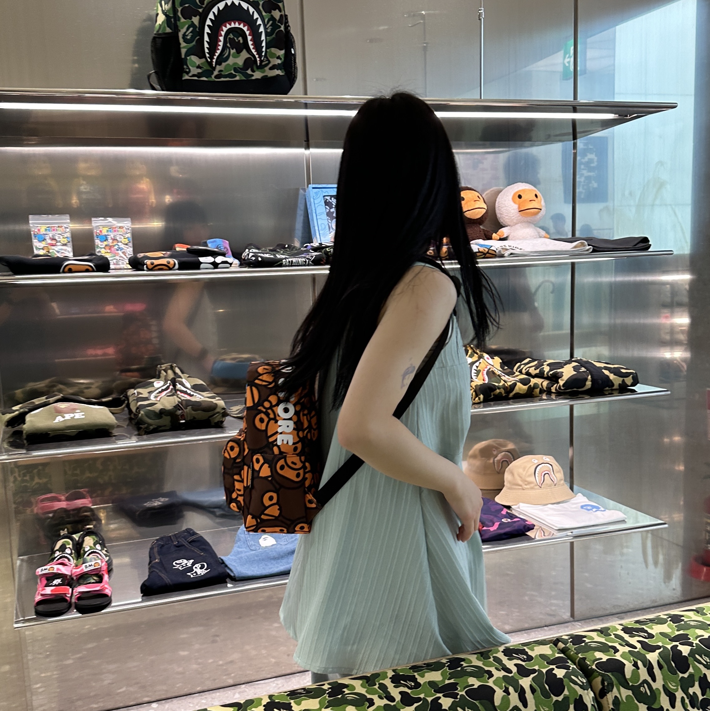 Margarin Fingers Blooming Ribbon One Piece Mint, BAPE All Baby Milo Mini Backpack Brown 착용 스타일 - 1