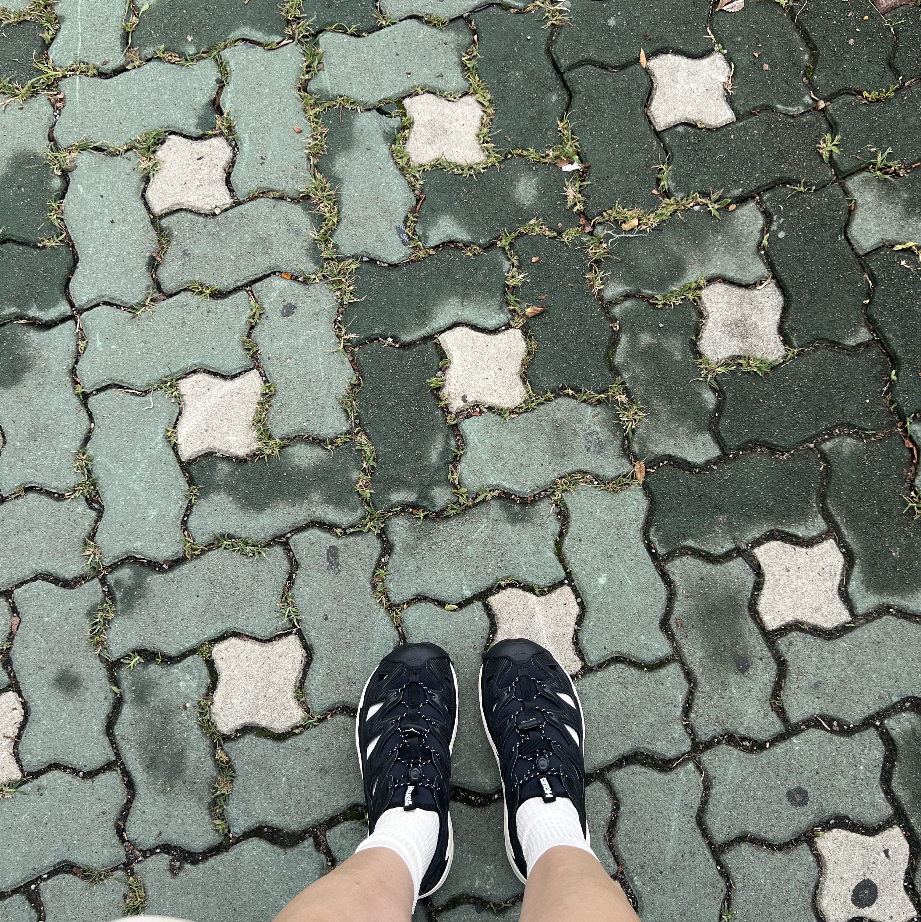 Hoka Hopara Black Alabaster - 24FW 착용 스타일