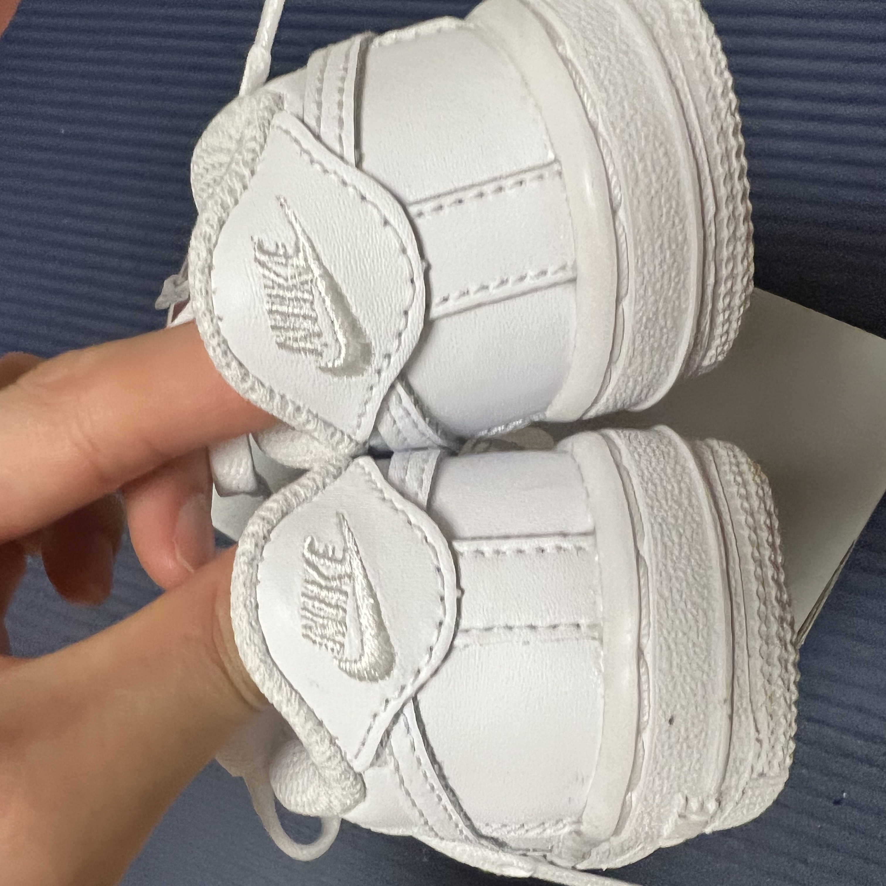 (TD) Nike Force 1 LE White 착용 스타일 - 3