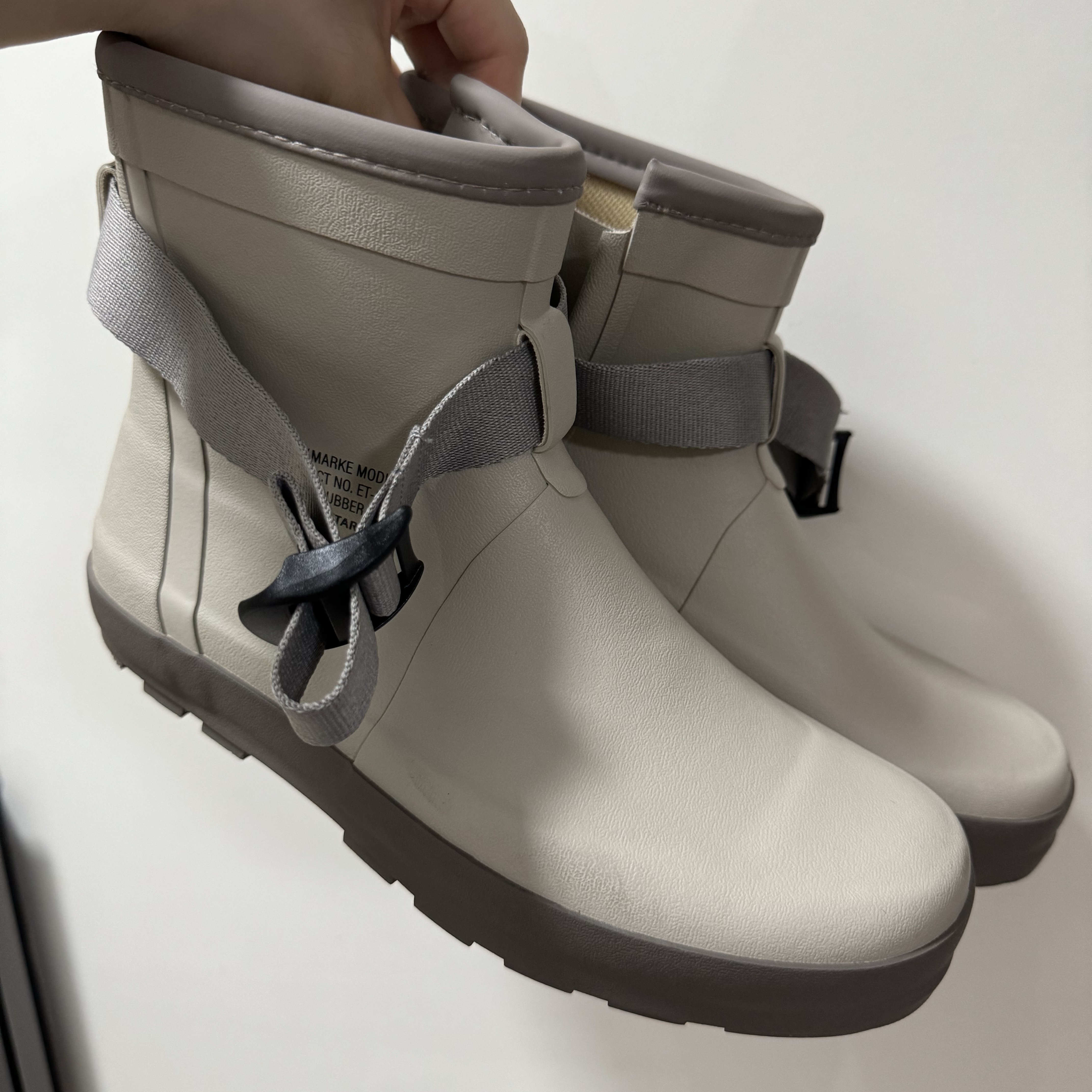 [KREAM 단독] Moonstar 810s ET027 Marke Modi Beige 착용 스타일