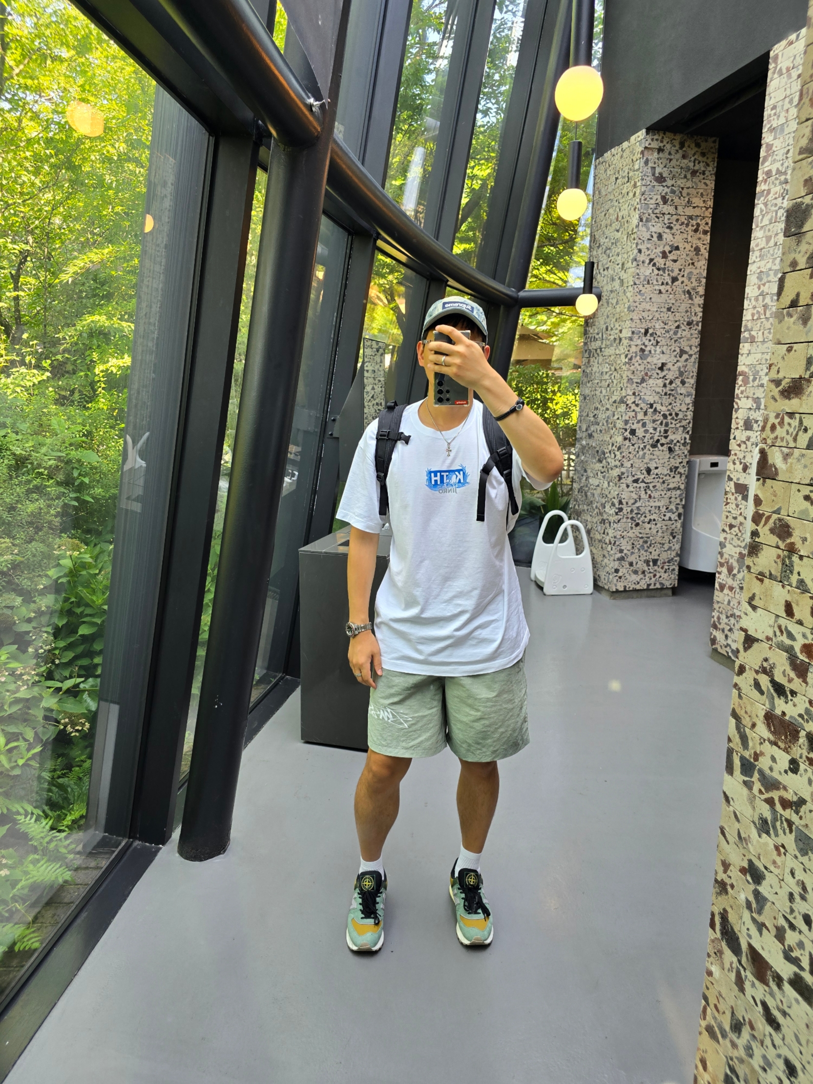 Stussy Wave Dye Nylon Shorts Sage, New Balance x Stone Island 574 Legacy Light Green 착용 스타일