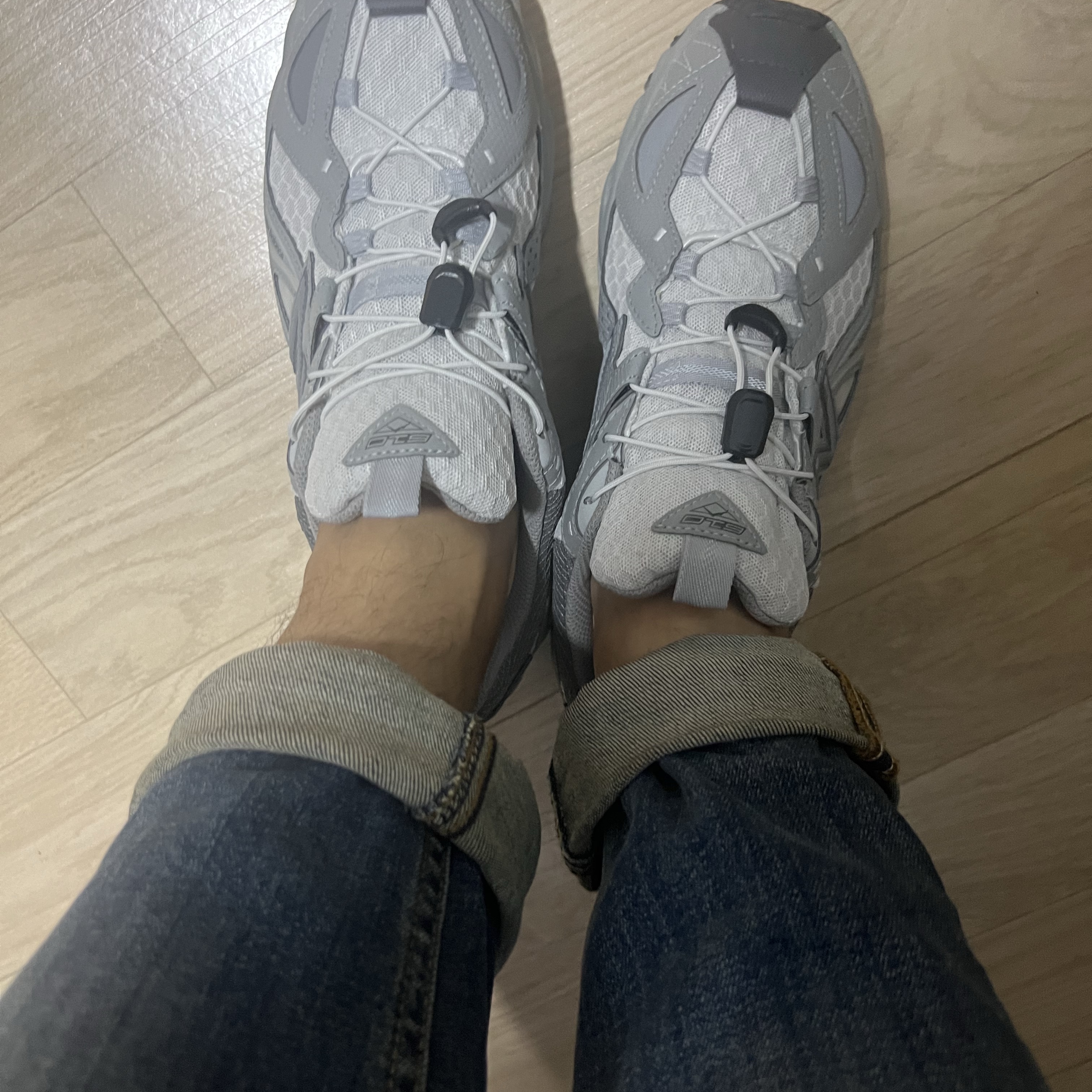 New Balance ML610Xv1 Team Away Grey 착용 스타일 - 7