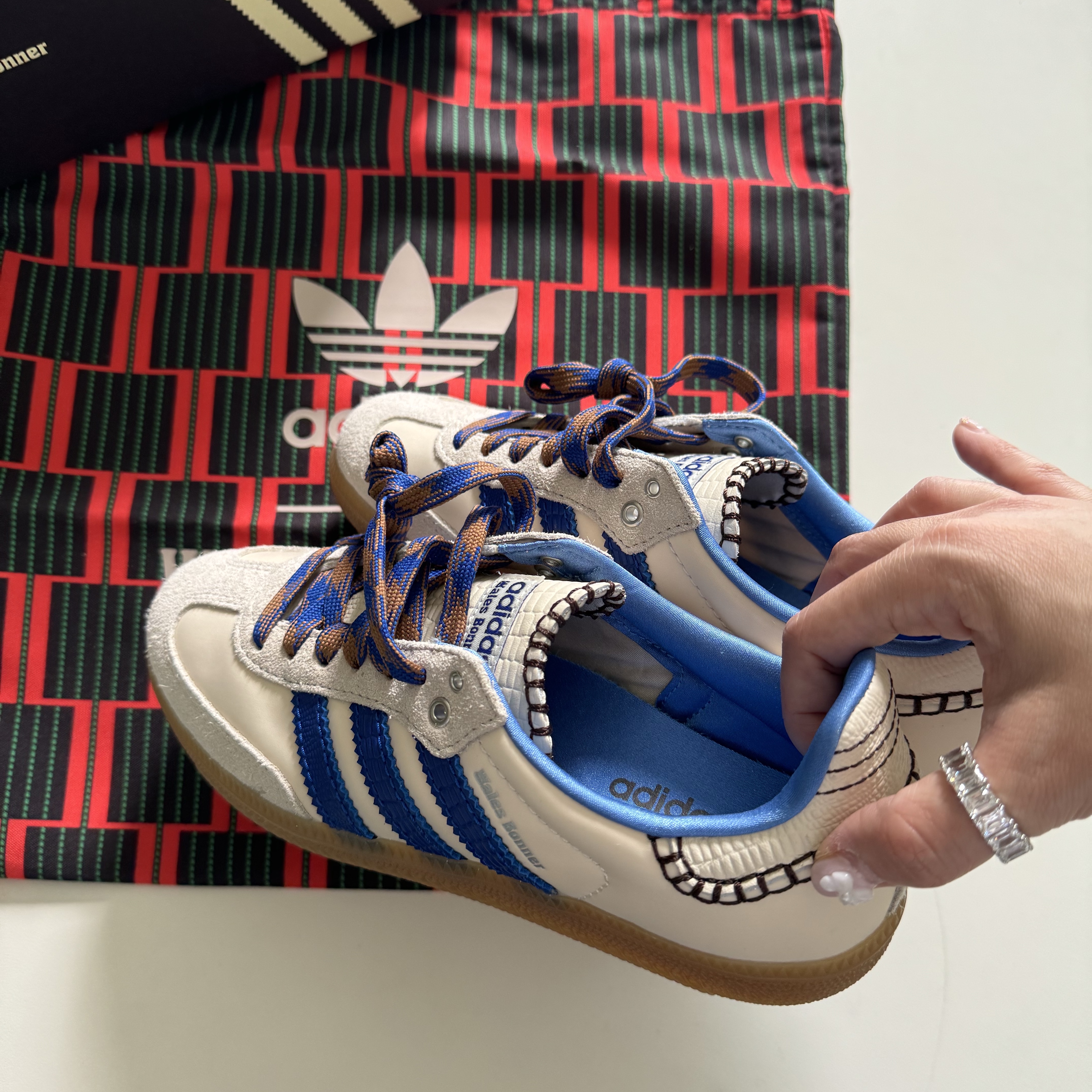 Adidas x Wales Bonner Samba Wonder Clay Royal Blue 착용 스타일