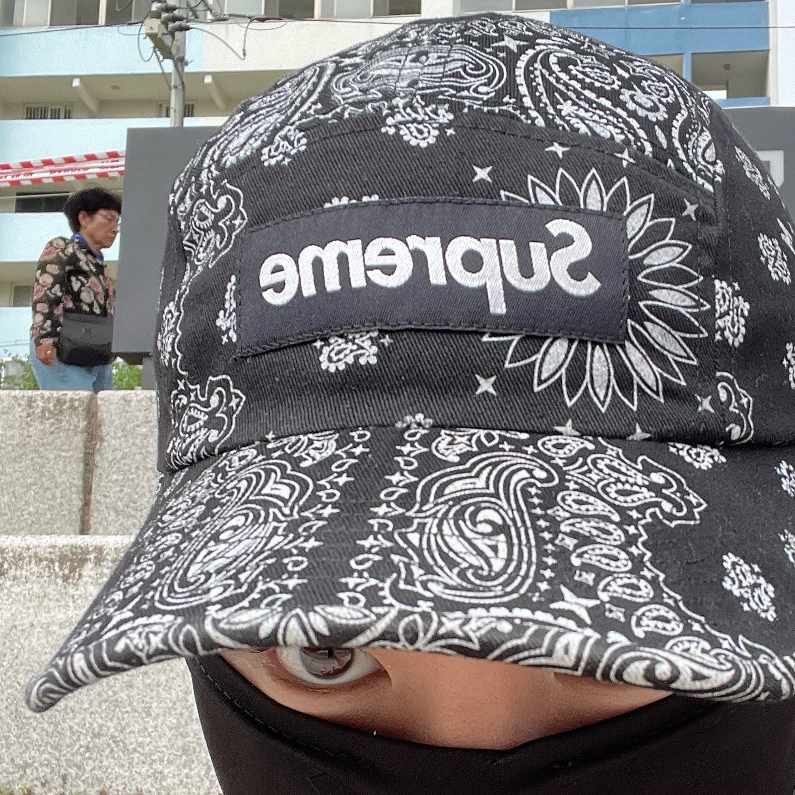 Supreme Bandana Camp Cap Black - 21SS 착용 스타일 - 2