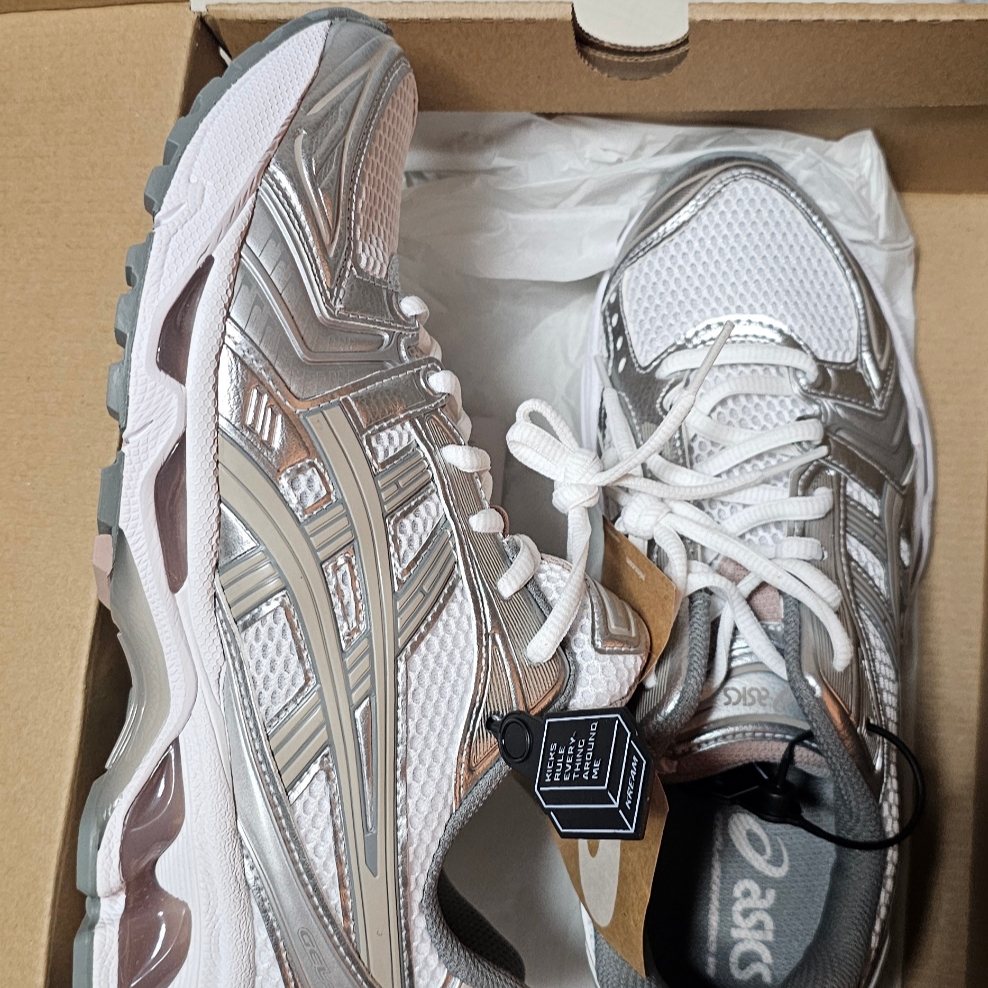 (W) Asics Gel-Kayano 14 White Moonrock 착용 스타일 - 1
