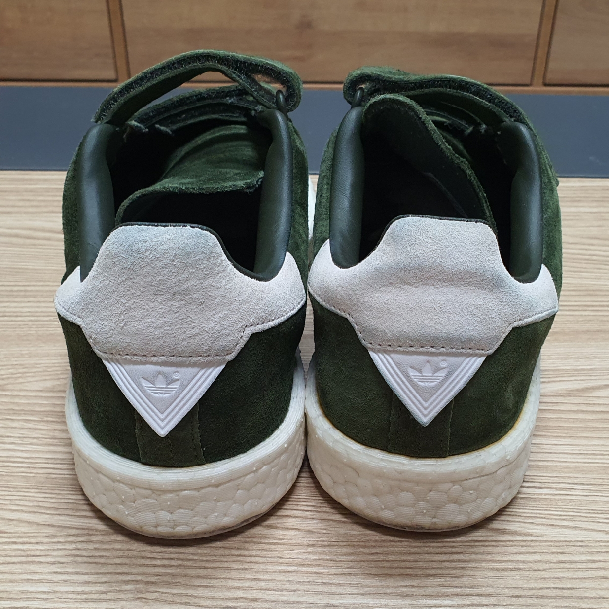 Adidas x White Mountaineering Stan Smith CF Night Cargo 착용 스타일 - 3