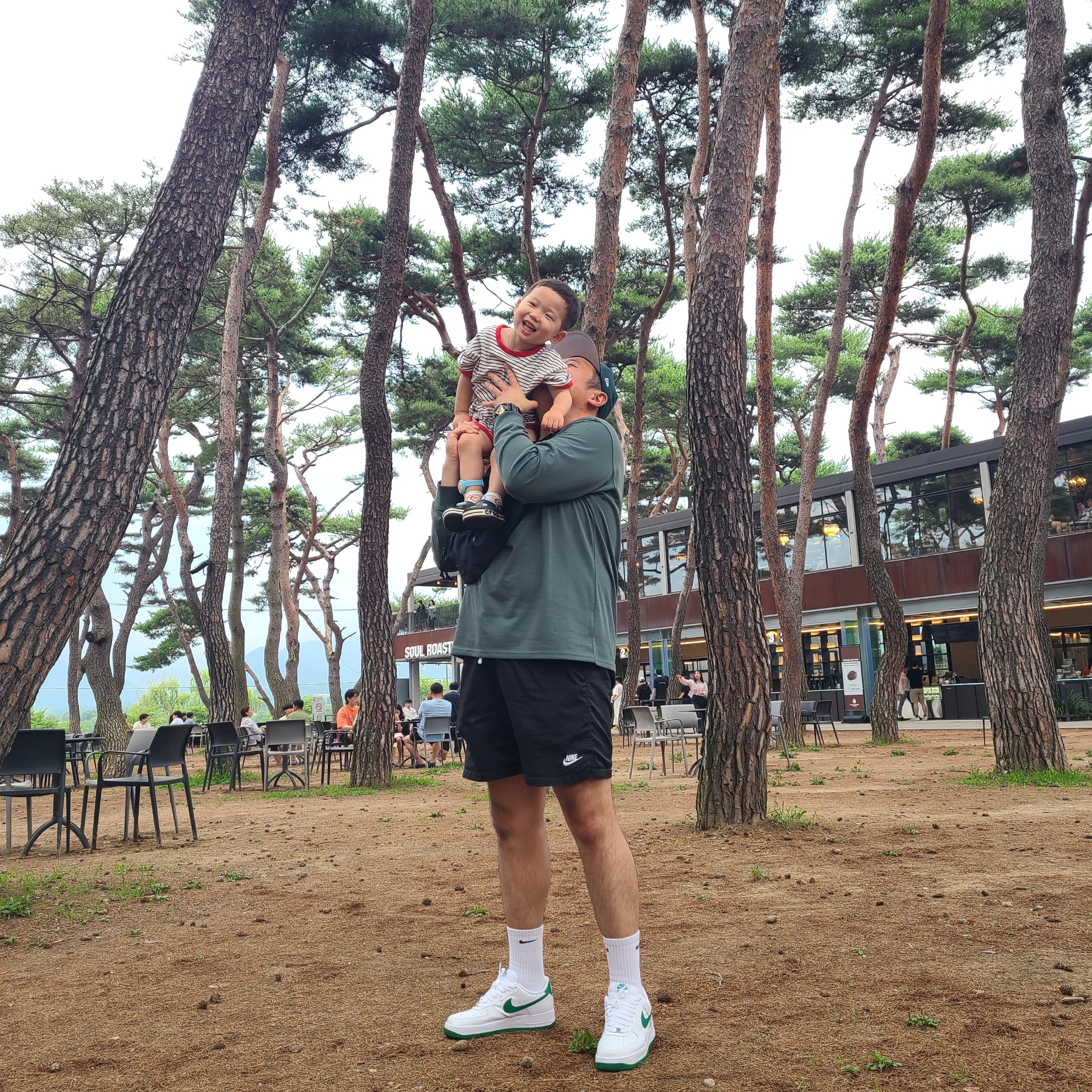 Nike Air Force 1 '07 White Malachite, Nike ACG Lungs Long Sleeve T-Shirt Vintage Green - Asia 착용 스타일 - 2