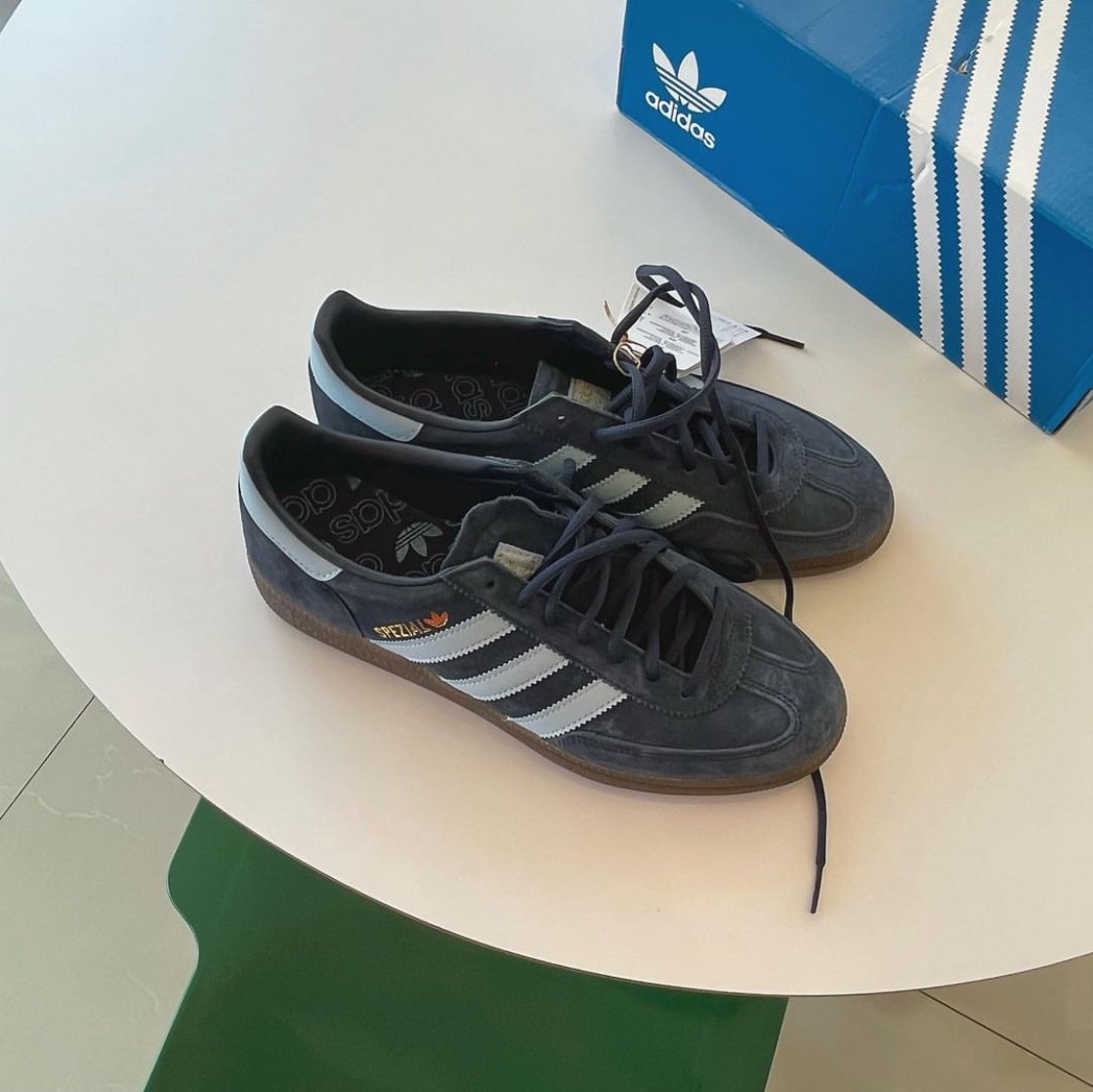 Adidas Spezial Handball Collegiate Navy 착용 스타일