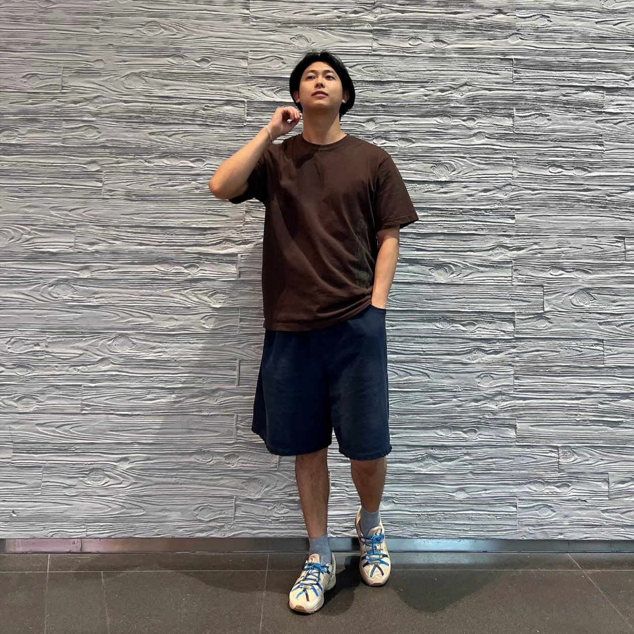 Sansan Gear Fissure T-Shirt Brown - 24SS 착용 스타일 - 2
