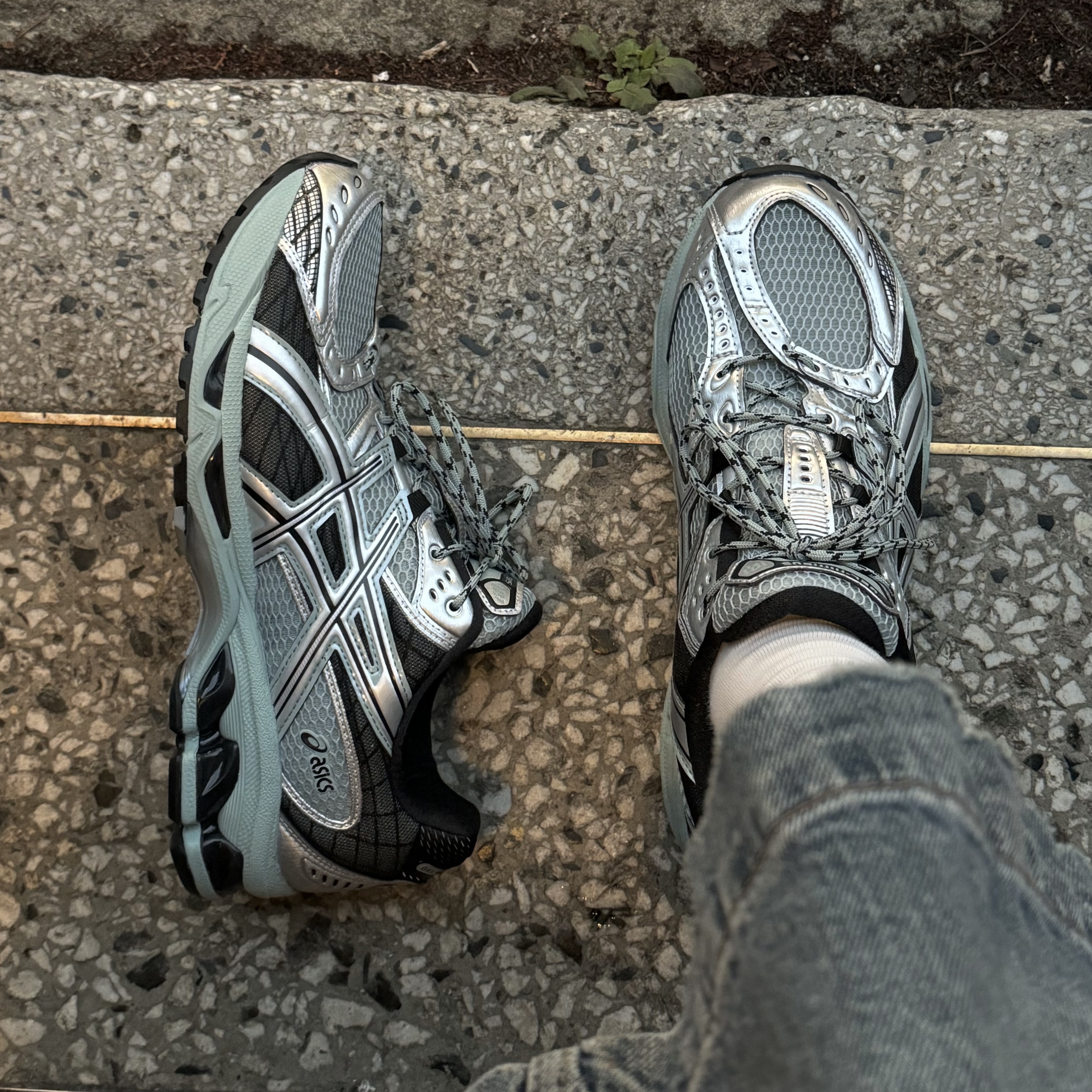 Asics Gel-Nimbus 10.1 Ocean Haze Pure Silver 착용 스타일 - 1