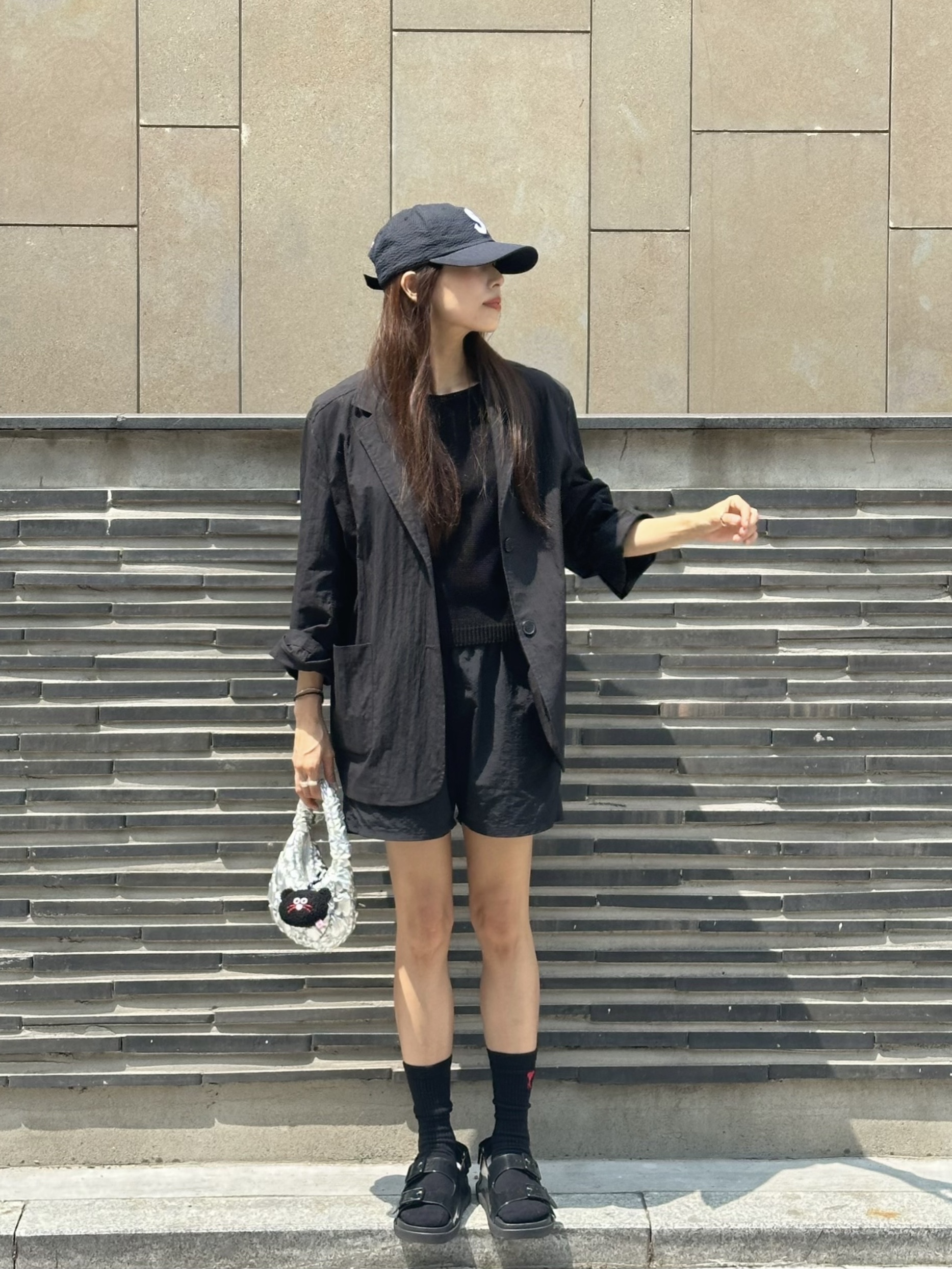 Supreme Seersucker S Logo 6-Panel Black - 24SS, COS Quilted Micro Bag Silver 착용 스타일 - 2