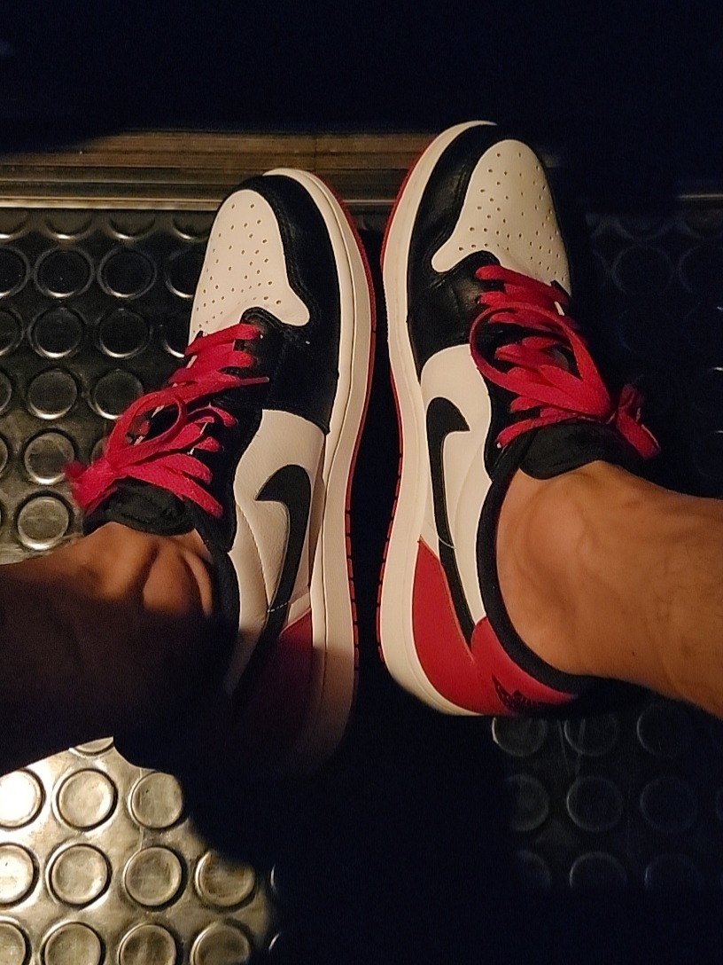 Jordan 1 Retro Low OG Black Toe 착용 스타일